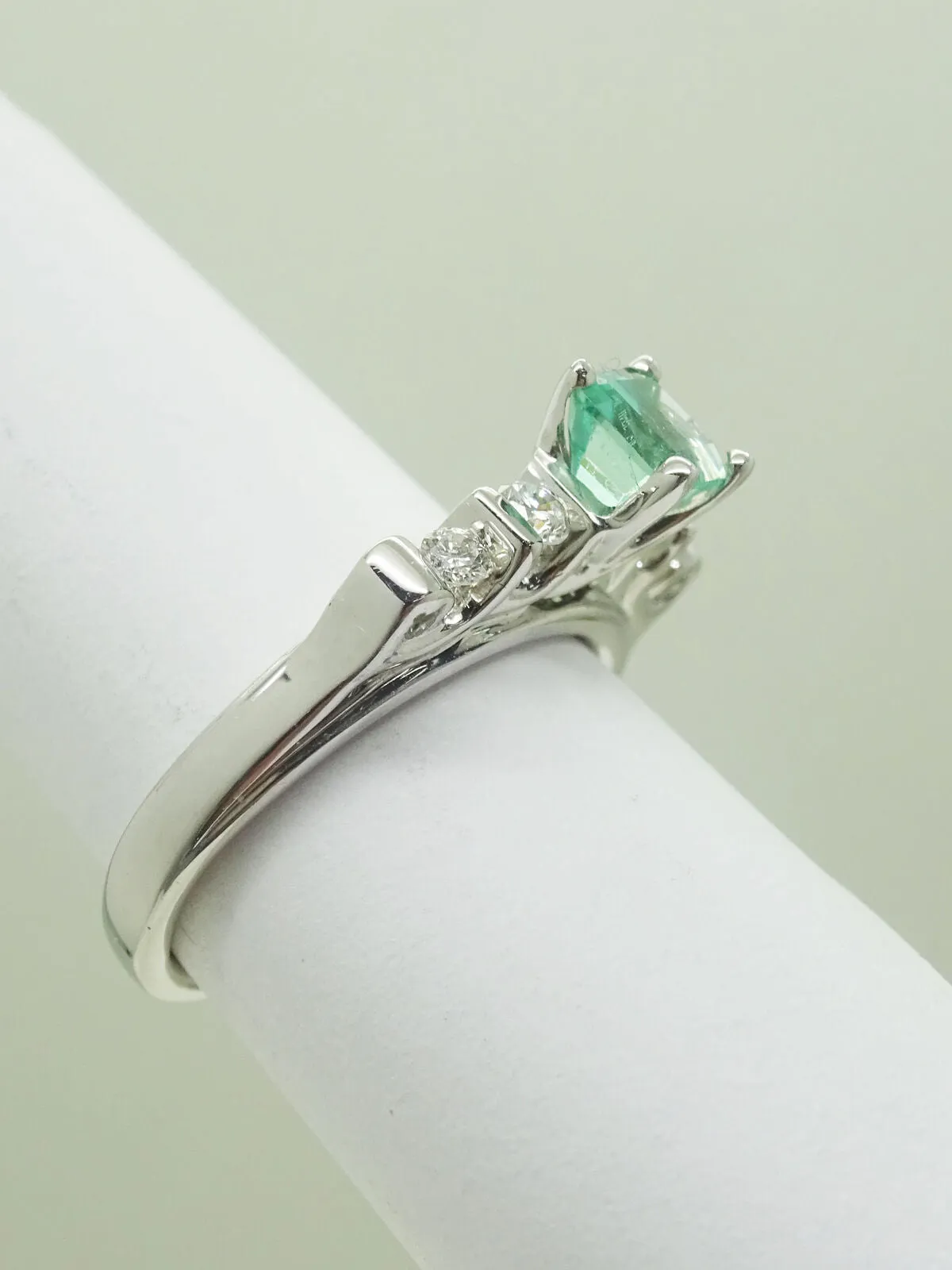 0.66ct tw Square Natural Emerald & Diamond Ring 18k White Gold Size 4.75
