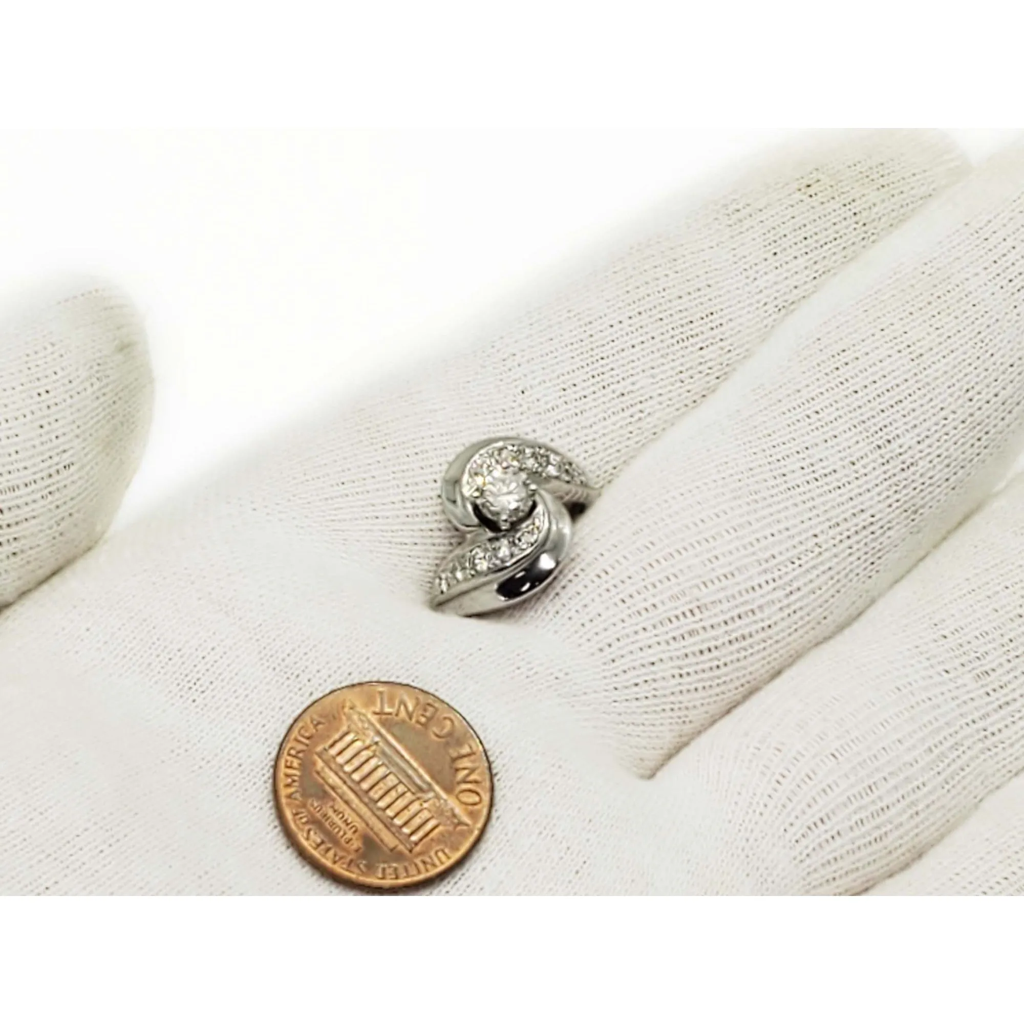 0.72 ctw Natural Diamond Swirl Bypass Style Ring 14k White Gold Size 5