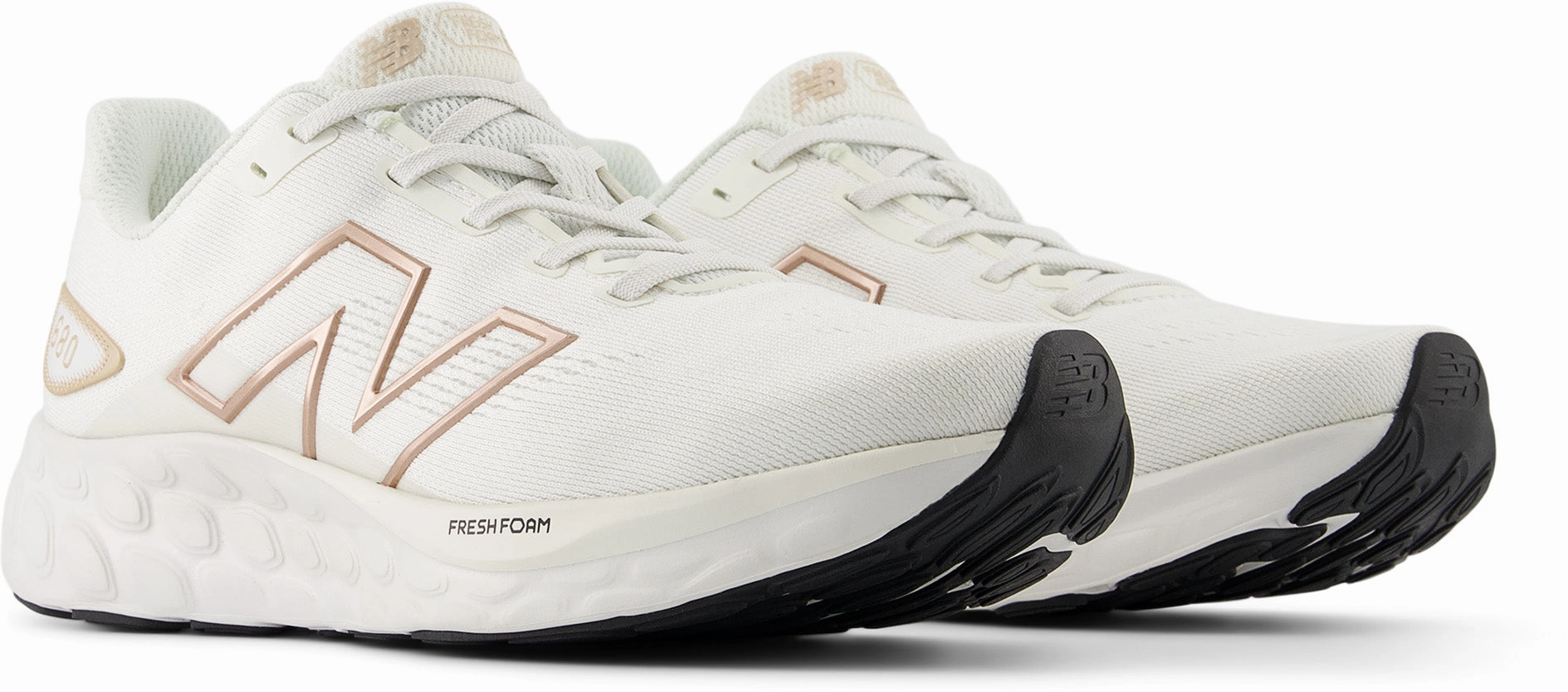 680 V8 Women's Running Shoes (Width D) On-point