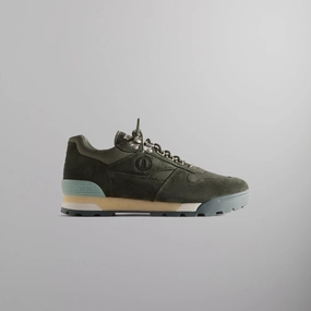 8th St by Ronnie Fieg for Clarks Originals Laddow - Dark Olive Combi Polished Loyal