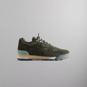 8th St by Ronnie Fieg for Clarks Originals Laddow - Dark Olive Combi Polished Loyal