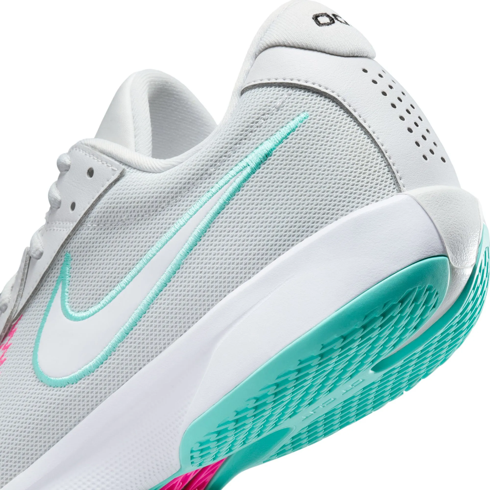 Air Zoom G.T. Cut Academy Men's Basketball Shoes Comfort meets style