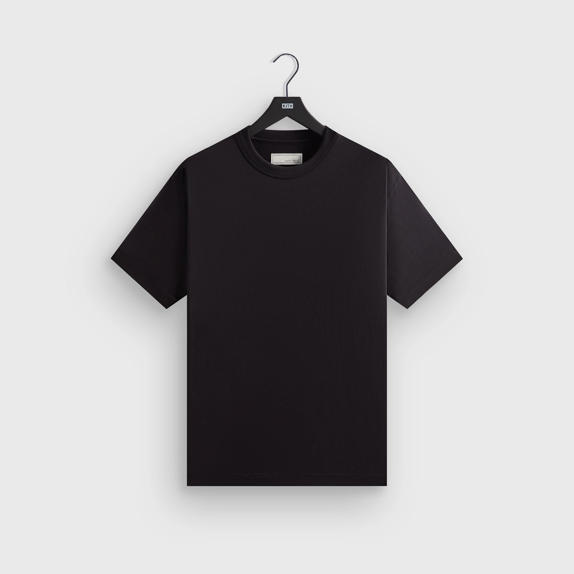 &Kin Pima Jersey Alex Boxy Tee - Black Required Nature-friendly