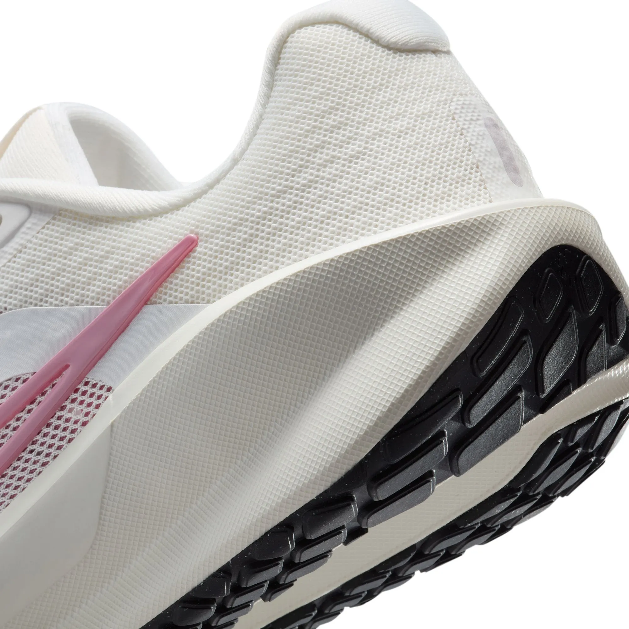 Downshifter 13 Women's Road Running Shoes On-trend