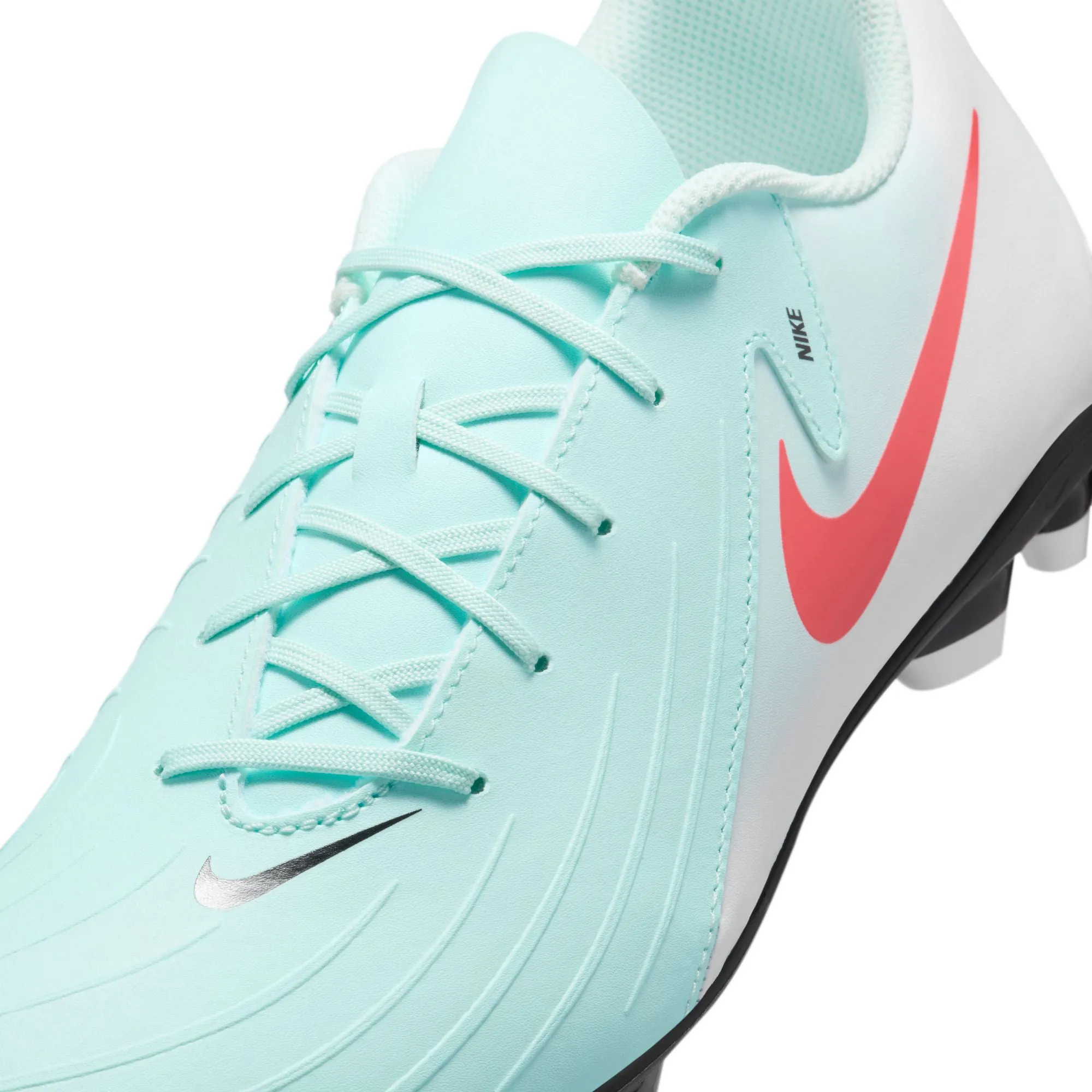 Easy to pair Phantom GX 2 Club MG Low-Top Men's Football Boots