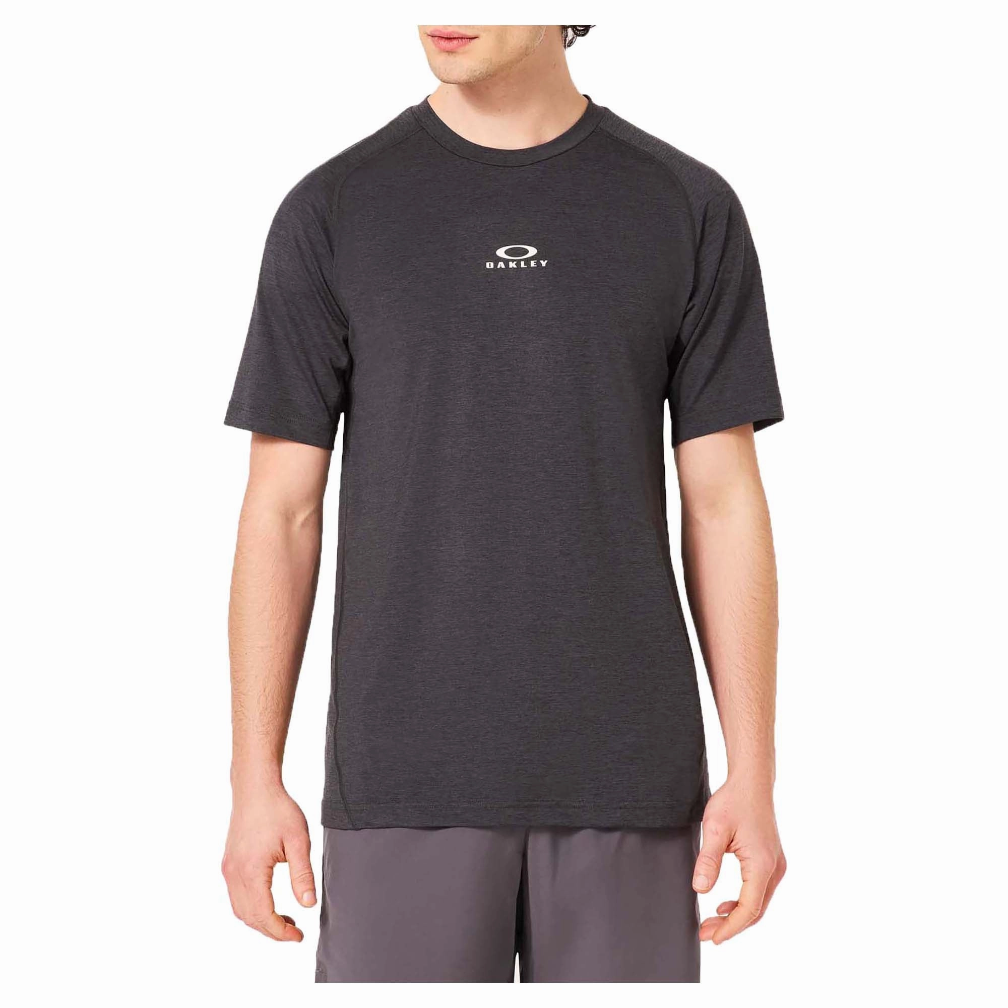 Men's O-Fit RC Short Sleeve Tee Trendy designs Modern attire