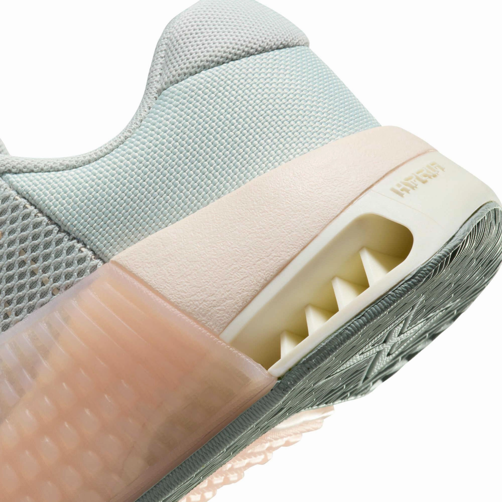 Fashion conscious Metcon 9 Women's Training Shoes
