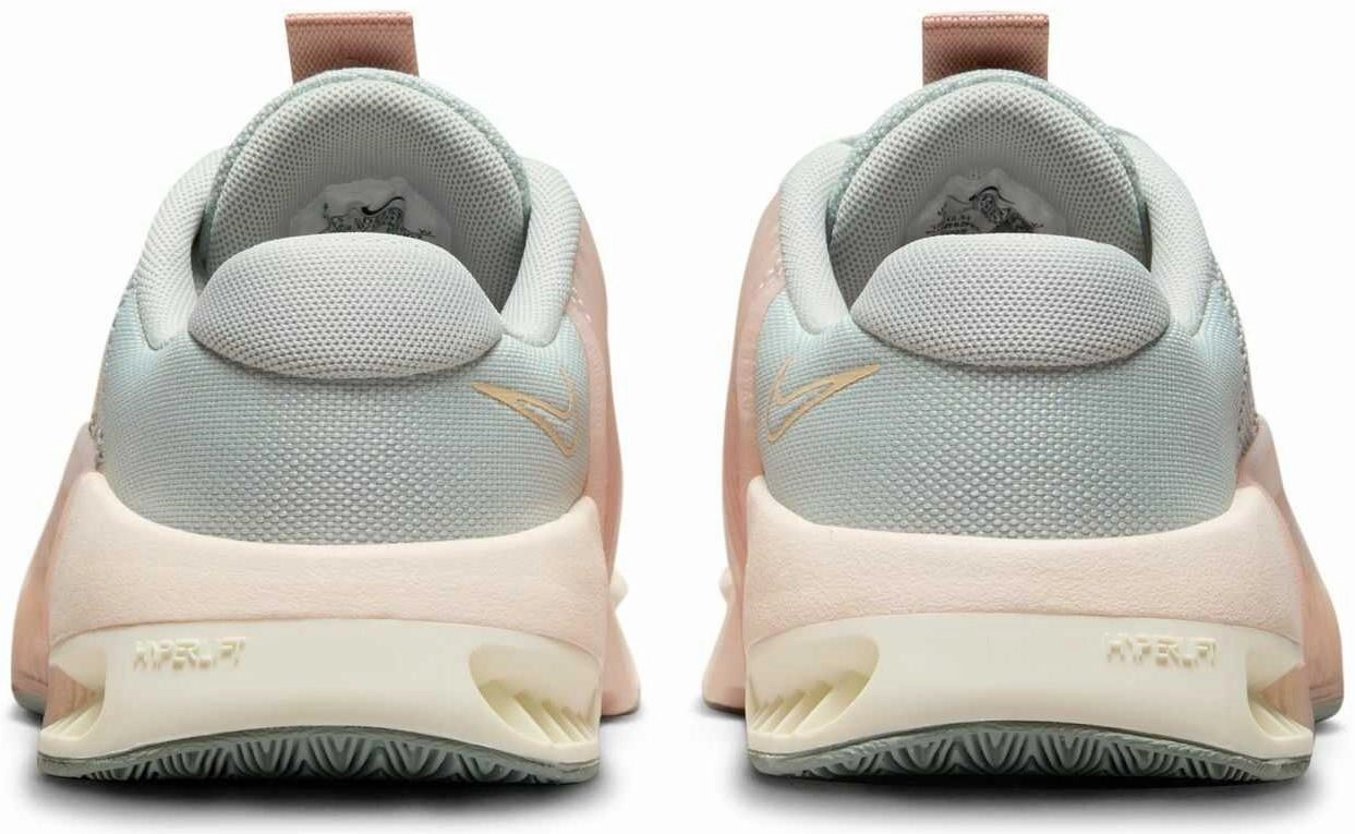 Fashion conscious Metcon 9 Women's Training Shoes