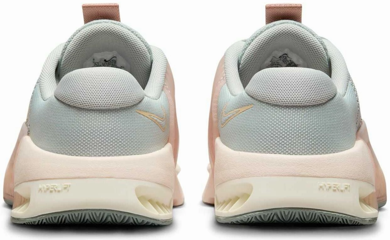 Fashion conscious Metcon 9 Women's Training Shoes