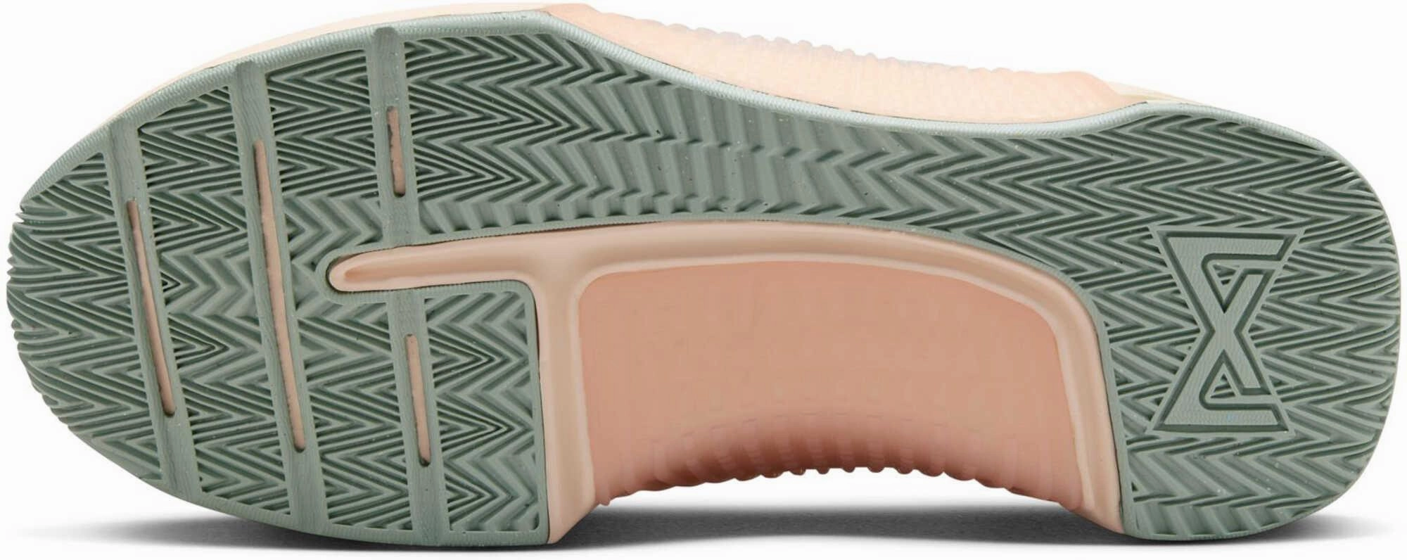 Fashion conscious Metcon 9 Women's Training Shoes