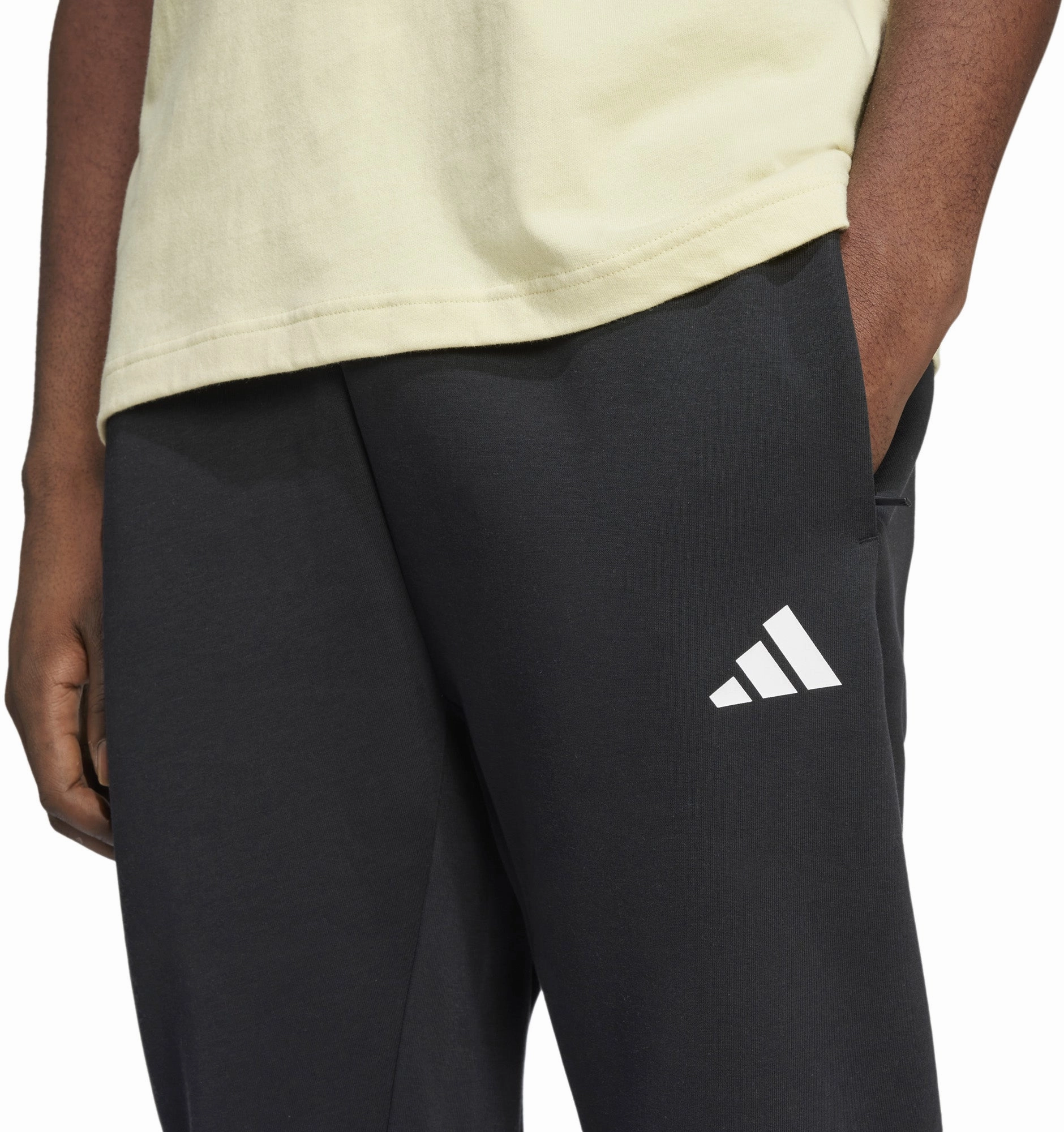 Fashion staple Men's Future Icons 3-Stripes Tracksuit Pants