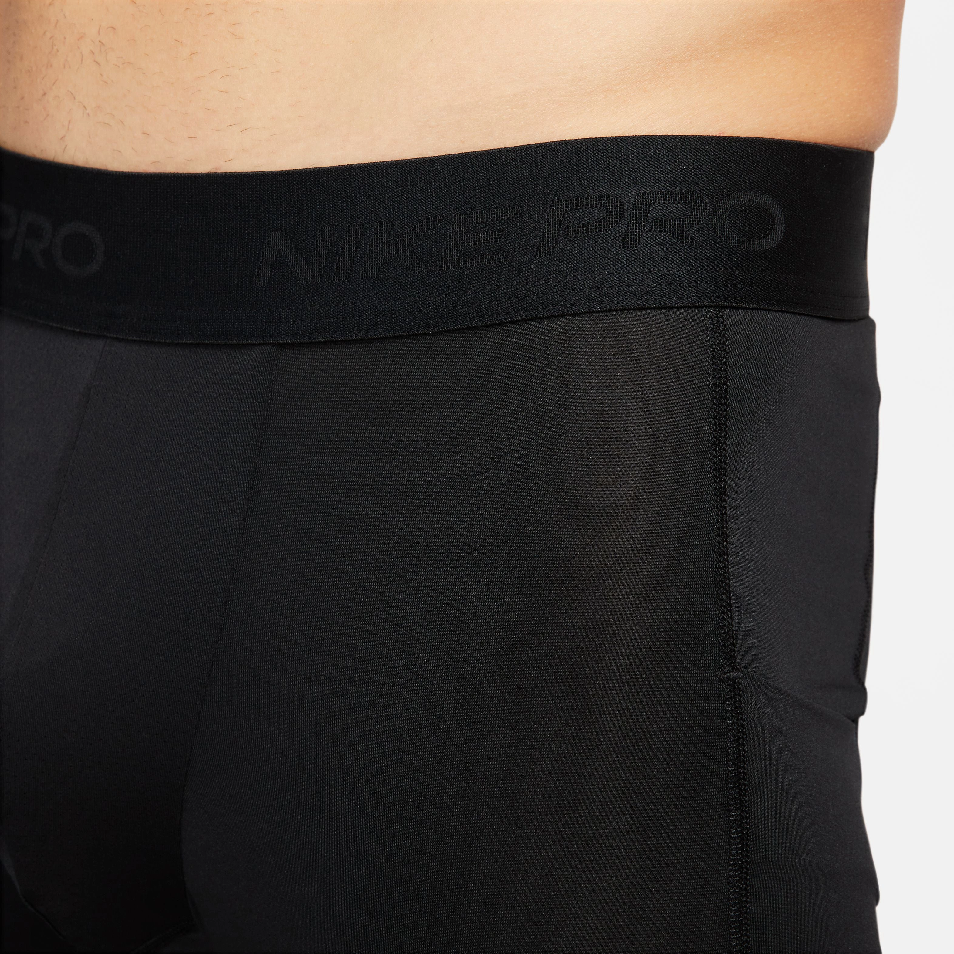 Fashion staple Pro Men's Fitness Shorts