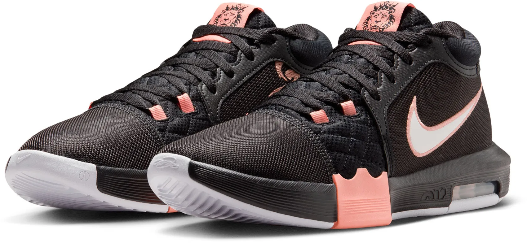 Fashionable attire Lebron Witness VIII Basketball Shoes