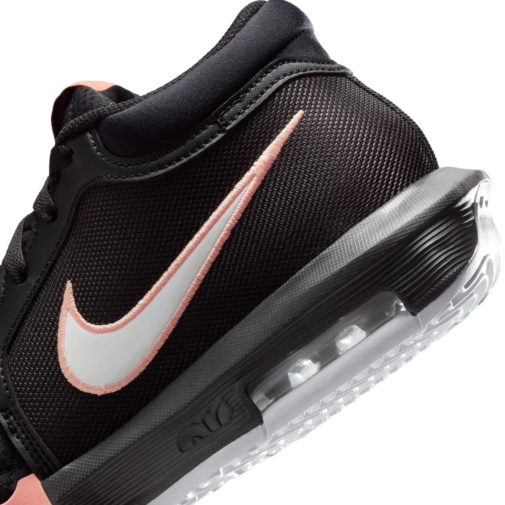 Fashionable attire Lebron Witness VIII Basketball Shoes