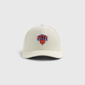 Fashionable Kith & New Era for the New York Knicks Logo Low Profile 59FIFTY Fitted - Sandrift Unique