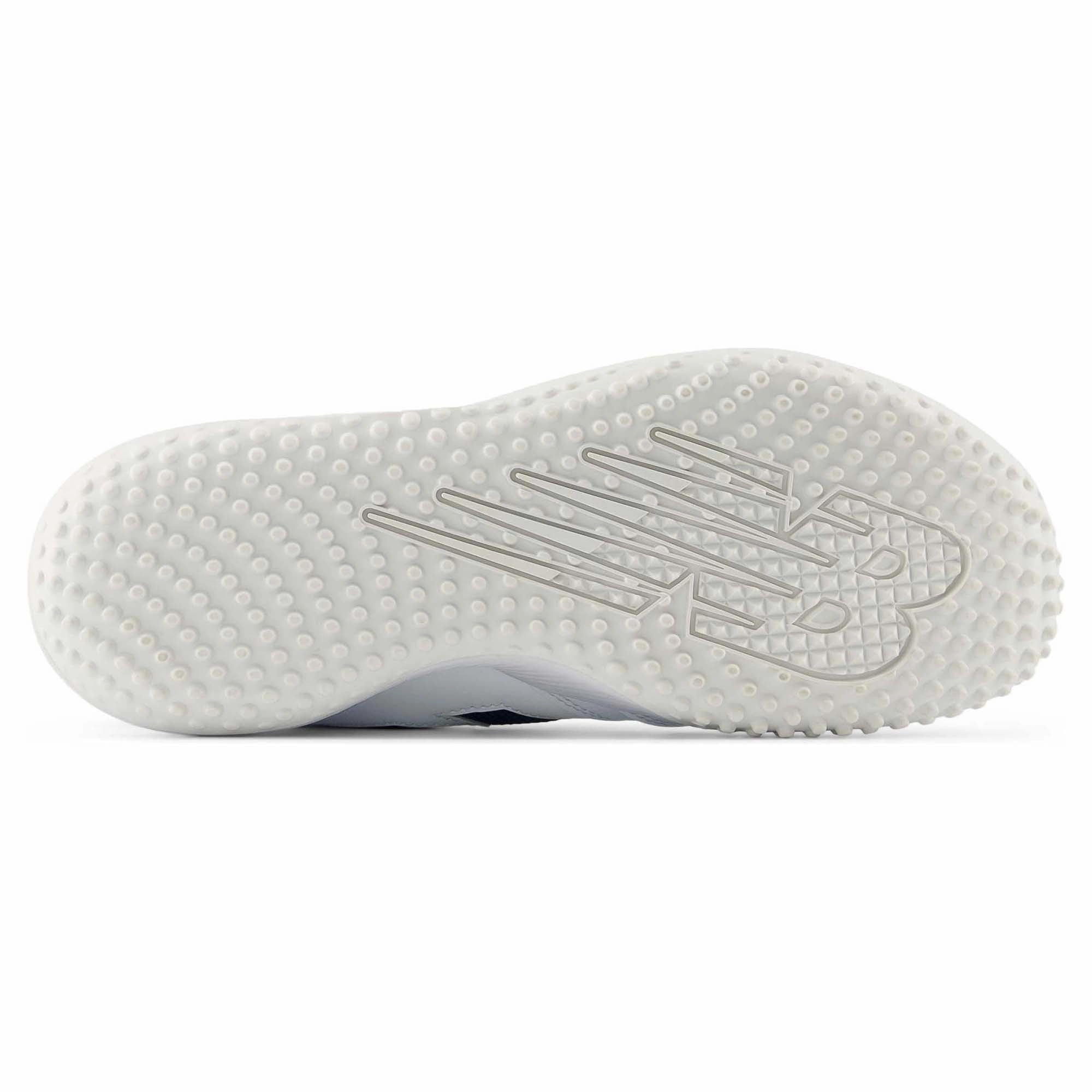 FuelCell CK4020 V5 Rubber Men's Cricket Shoes (Width 4E) Confident