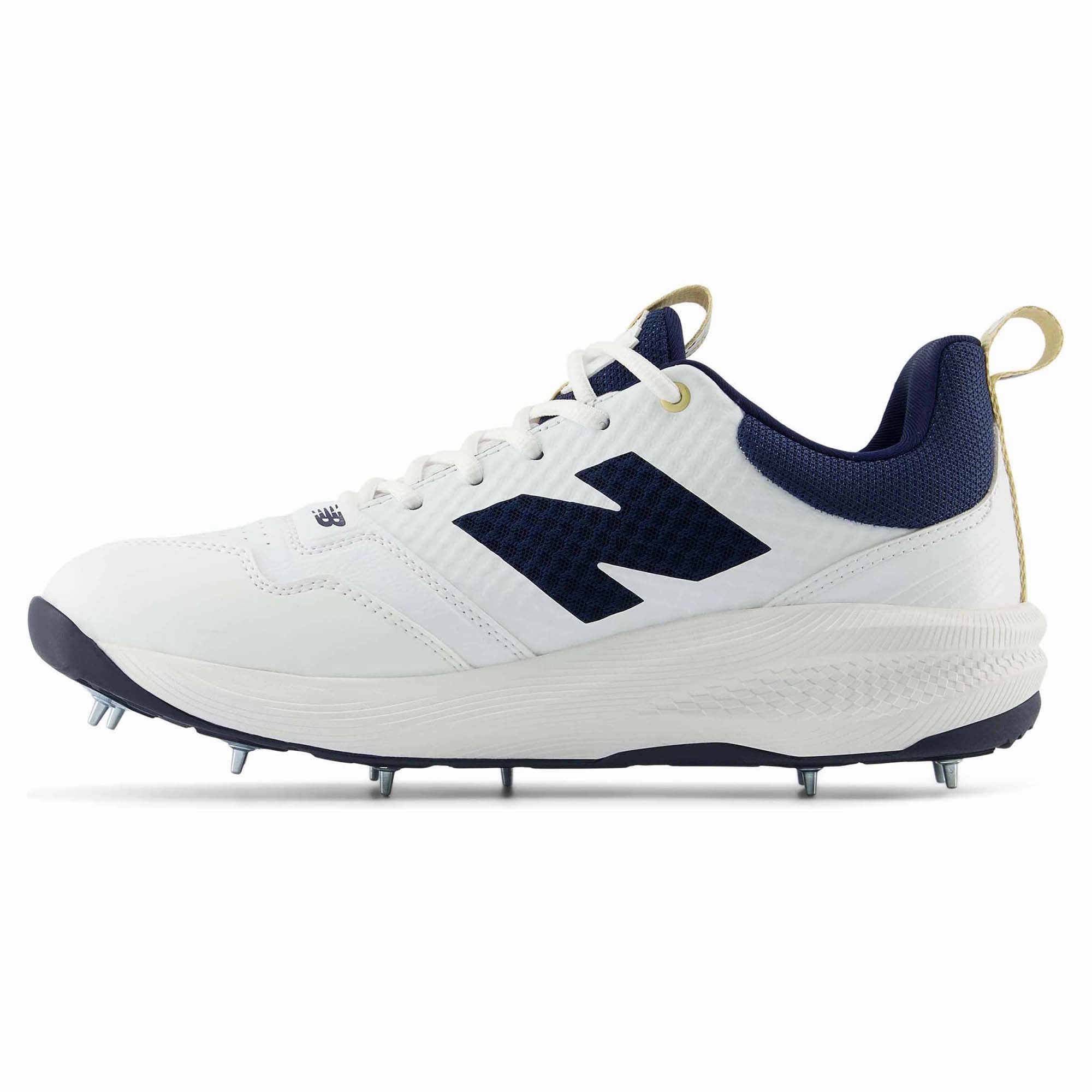 FuelCell Ck4030 V5 Men's Cricket Shoes (Width D) Fashion tips