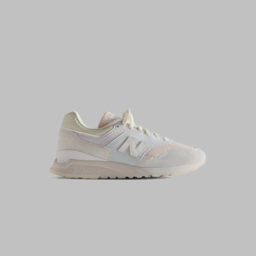 Fundamental Ronnie Fieg & New Balance Made in USA 997.5 - White / Ice Blue / Peach Exclusive
