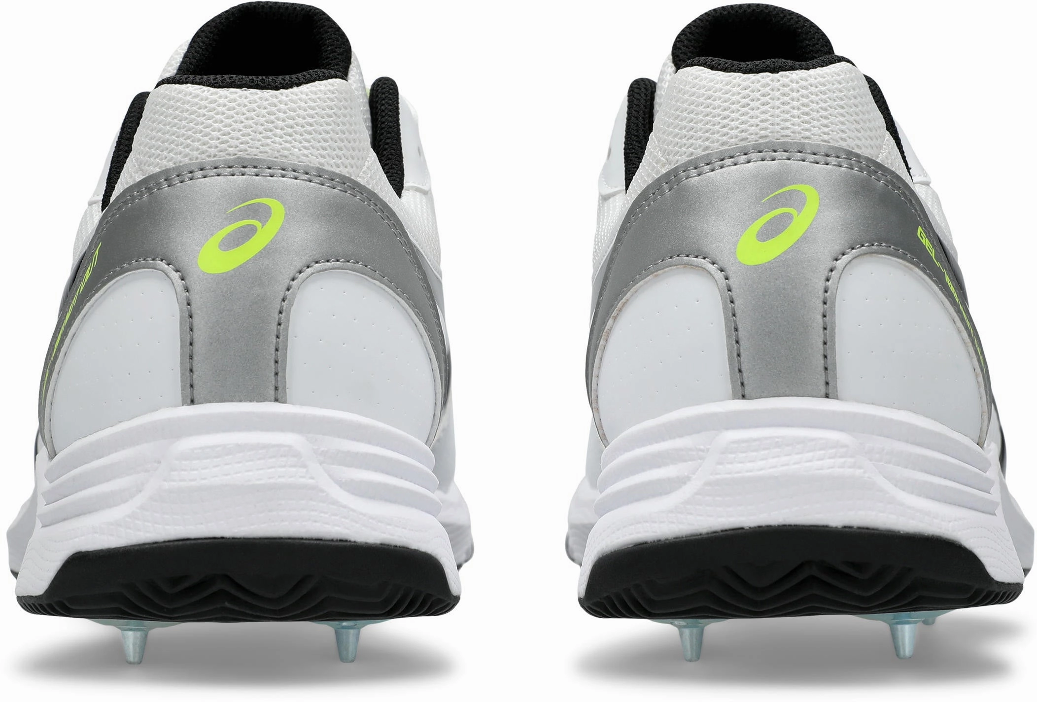 GEL-100 Not Out Men's Cricket Shoes Machine washable
