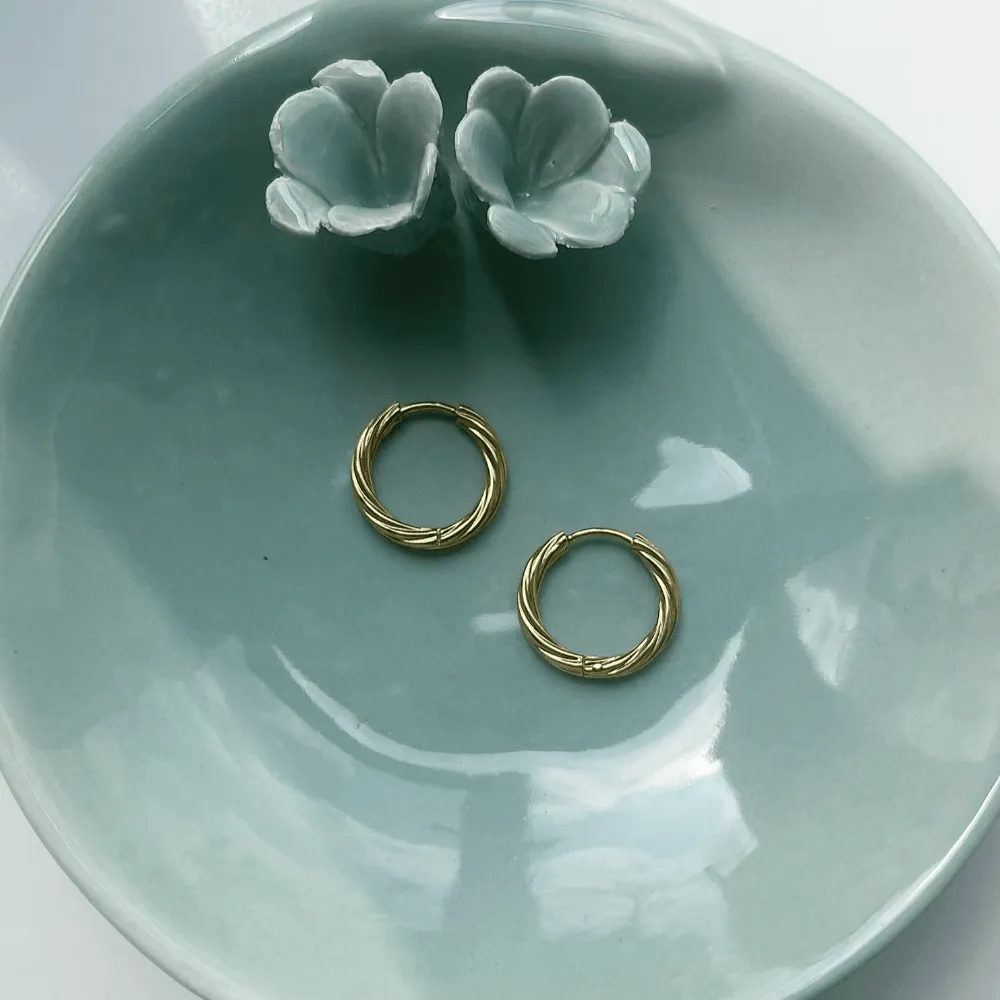 Geneva Hoop Earrings