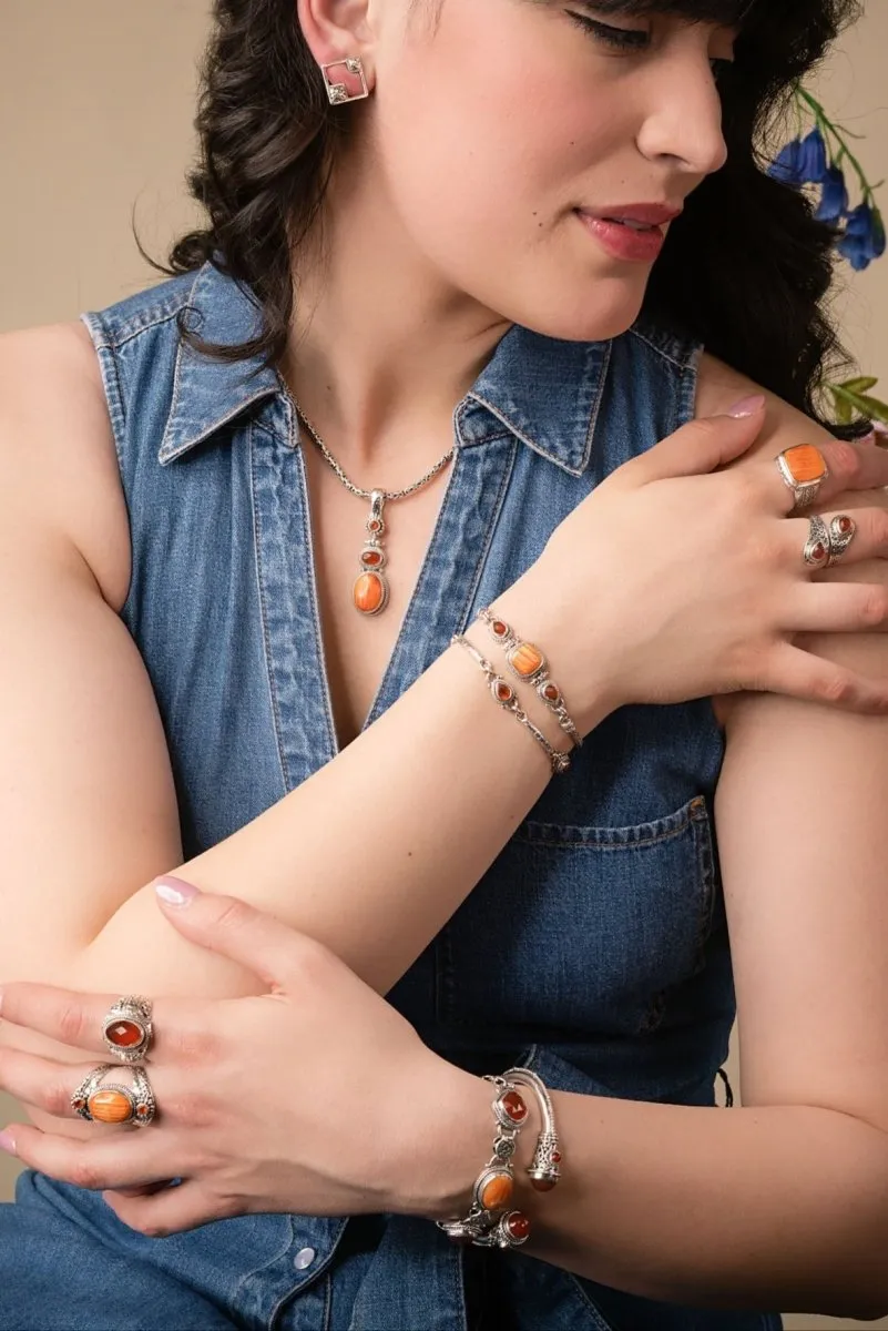 God's Promise Bracelet? in Orange Spiny Oyster & Carnelian