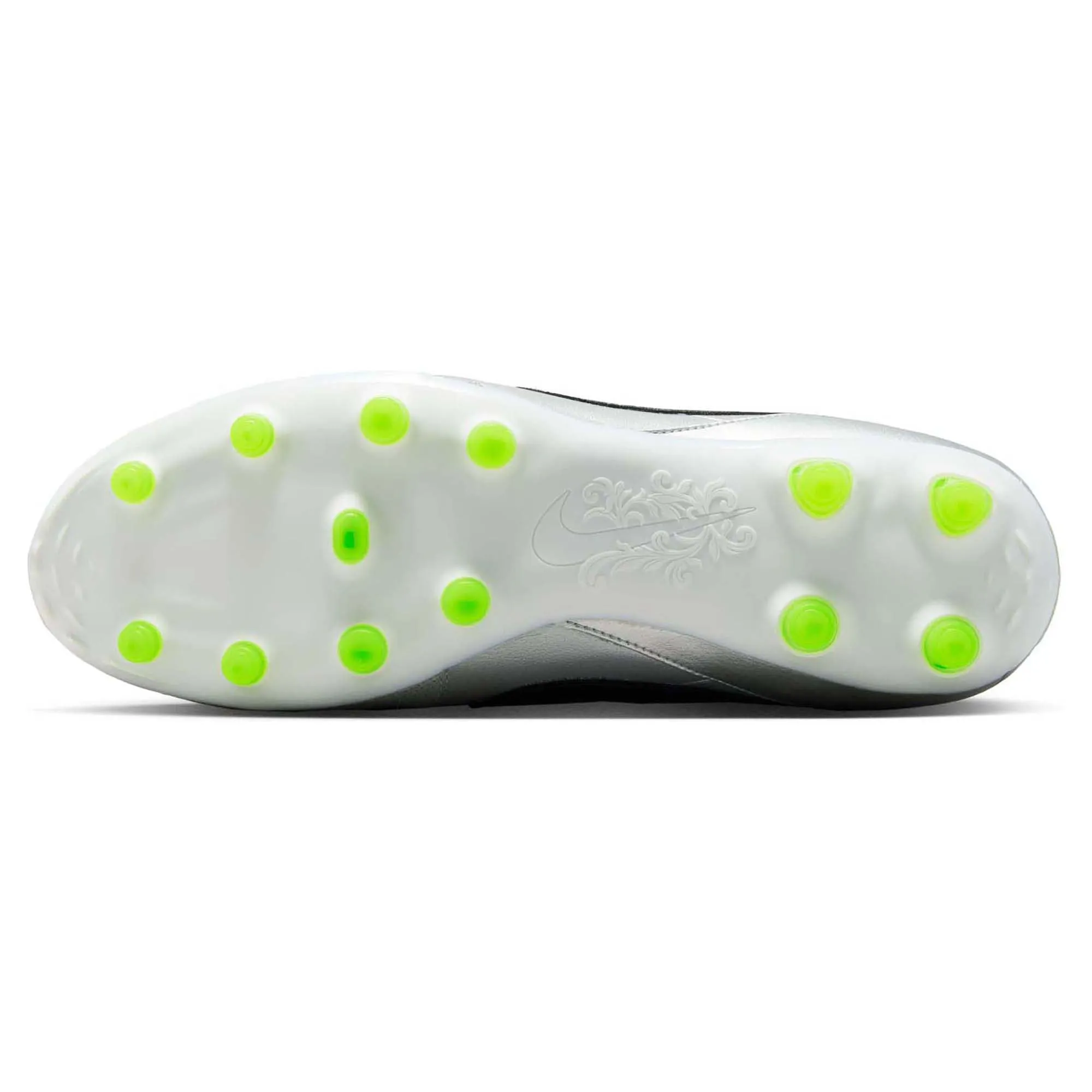 High-quality Premier 3 Firm Ground Low Top Men's Football Boots