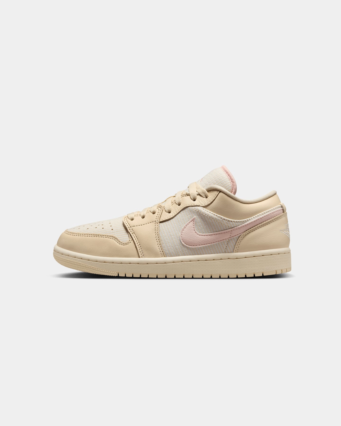 Jordan Women's Air Jordan 1 Low SE "Linen" Muslin/Legend Pink