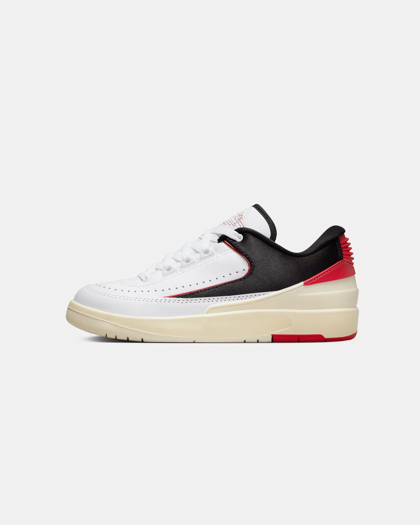 Jordan Women's Air Jordan 2 Retro Low "Chicago" White/University Red