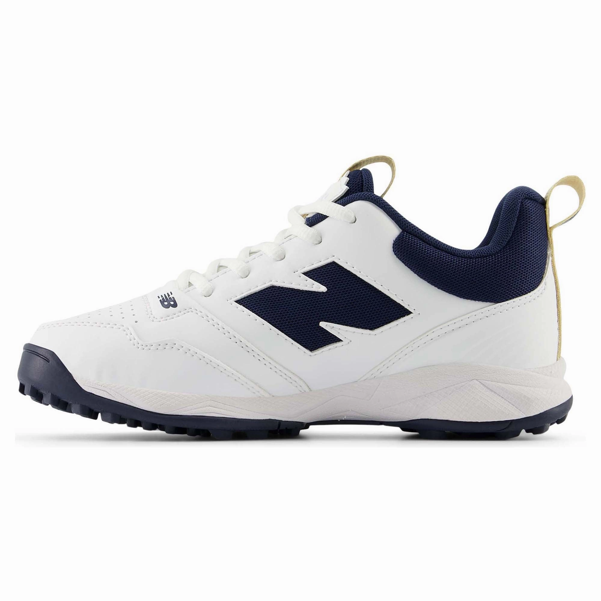 KC4020 V3 Junior's Cricket Shoes Durable fashion