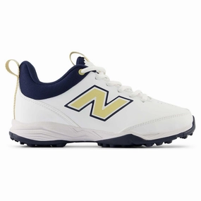 KC4020 V3 Junior's Cricket Shoes Wearable Fashionable designs