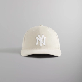 Kith & New Era for the New York Yankees Microsuede 59FIFTY Low Profile Fitted - Sandrift Intentional Main
