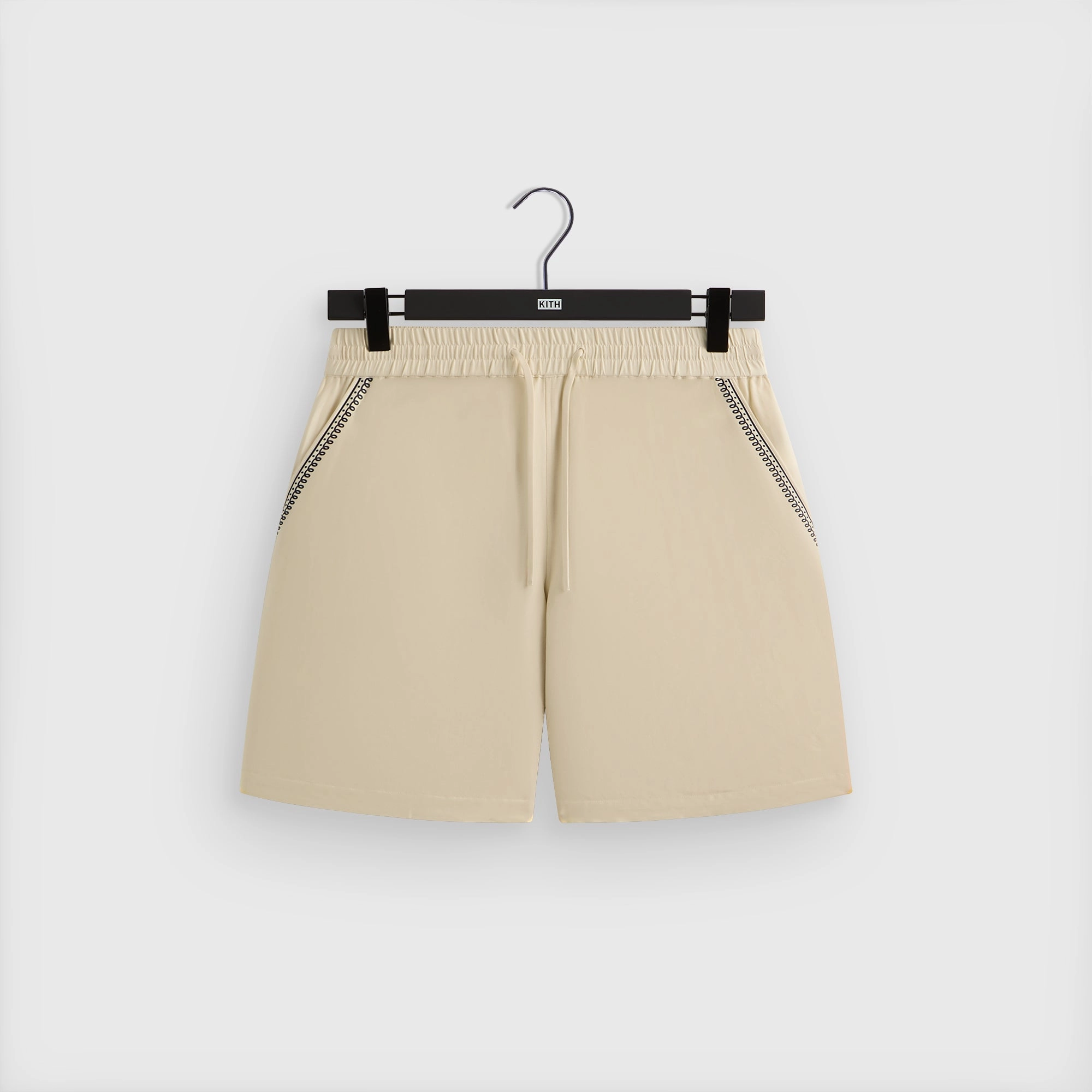Kith Baroque Lewis Short - Sandrift Steady Attractive