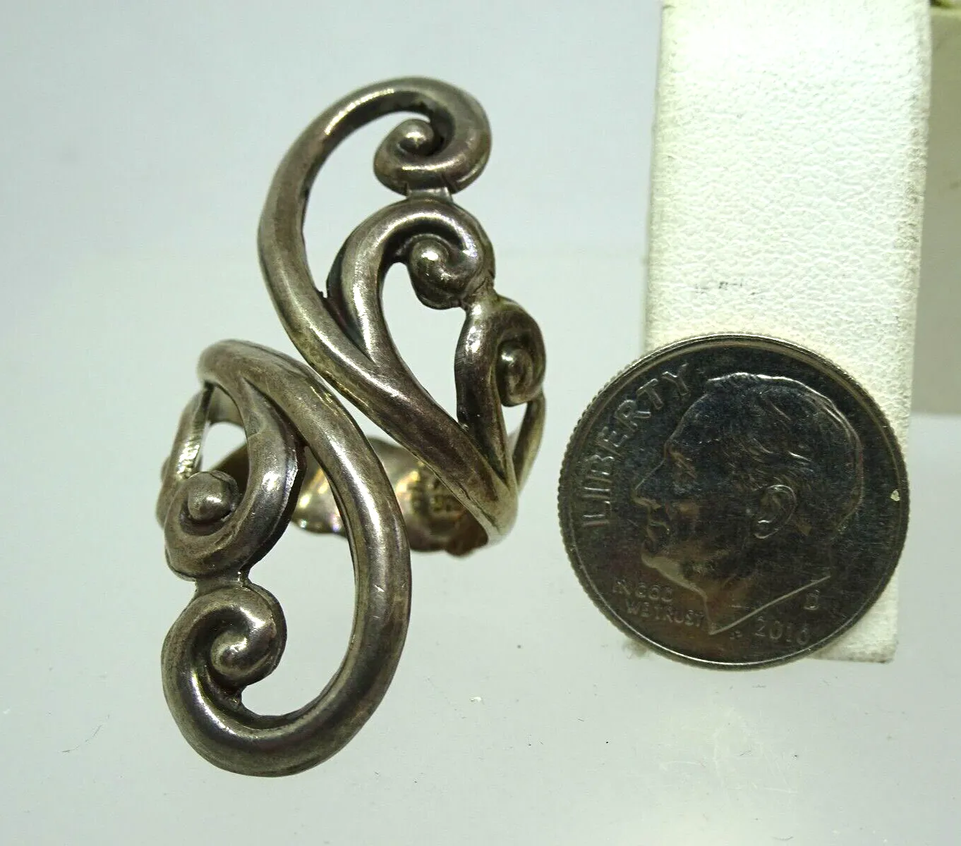 Large Vintage Taxco Sterling Silver SWIRL Ring, Signed, Adjustable size 6,7,8,9
