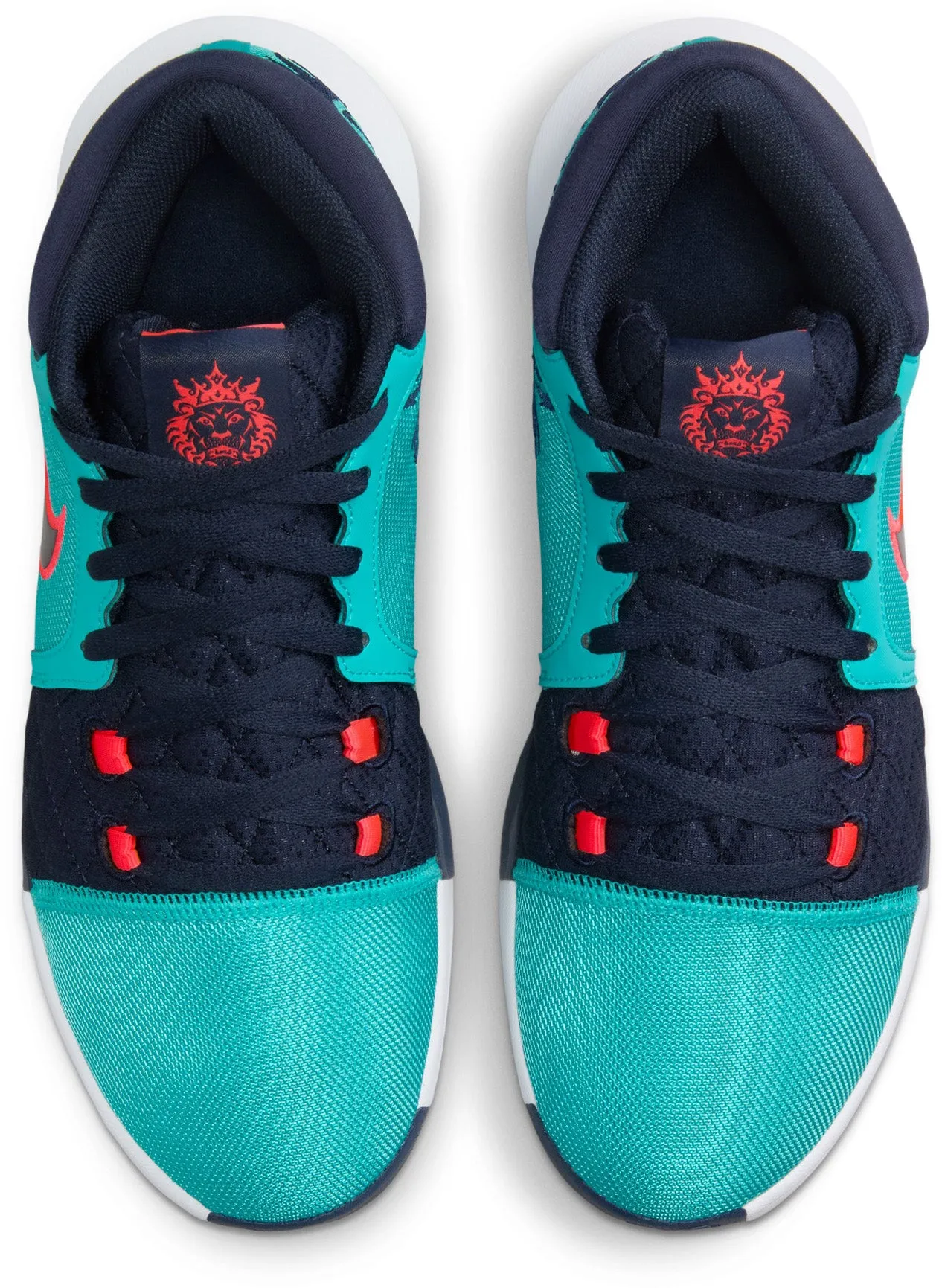 Lebron Witness VIII Basketball Shoes On-point