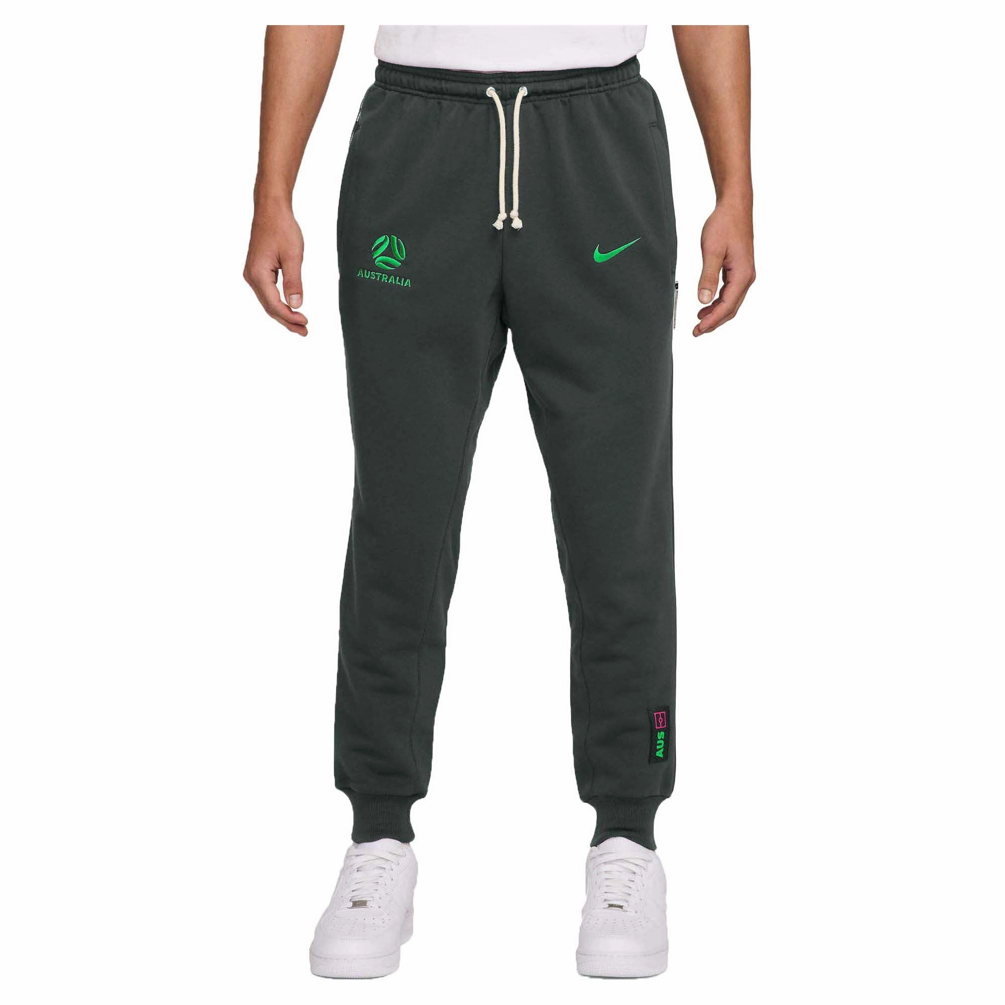 Casual elegance Men's Australia Dri-Fit Standard Issue Taper Pants Fashionable styles