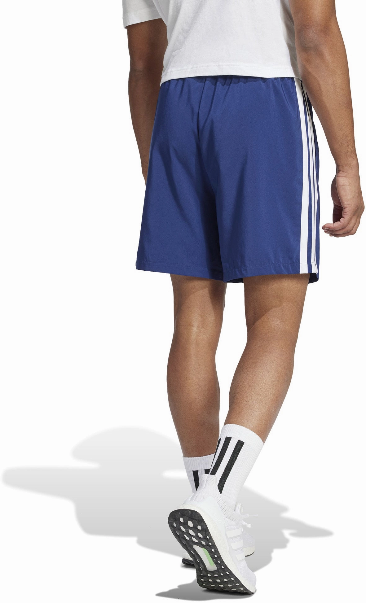 Men's Essential 3-Stripes Chelsea Shorts Style driven