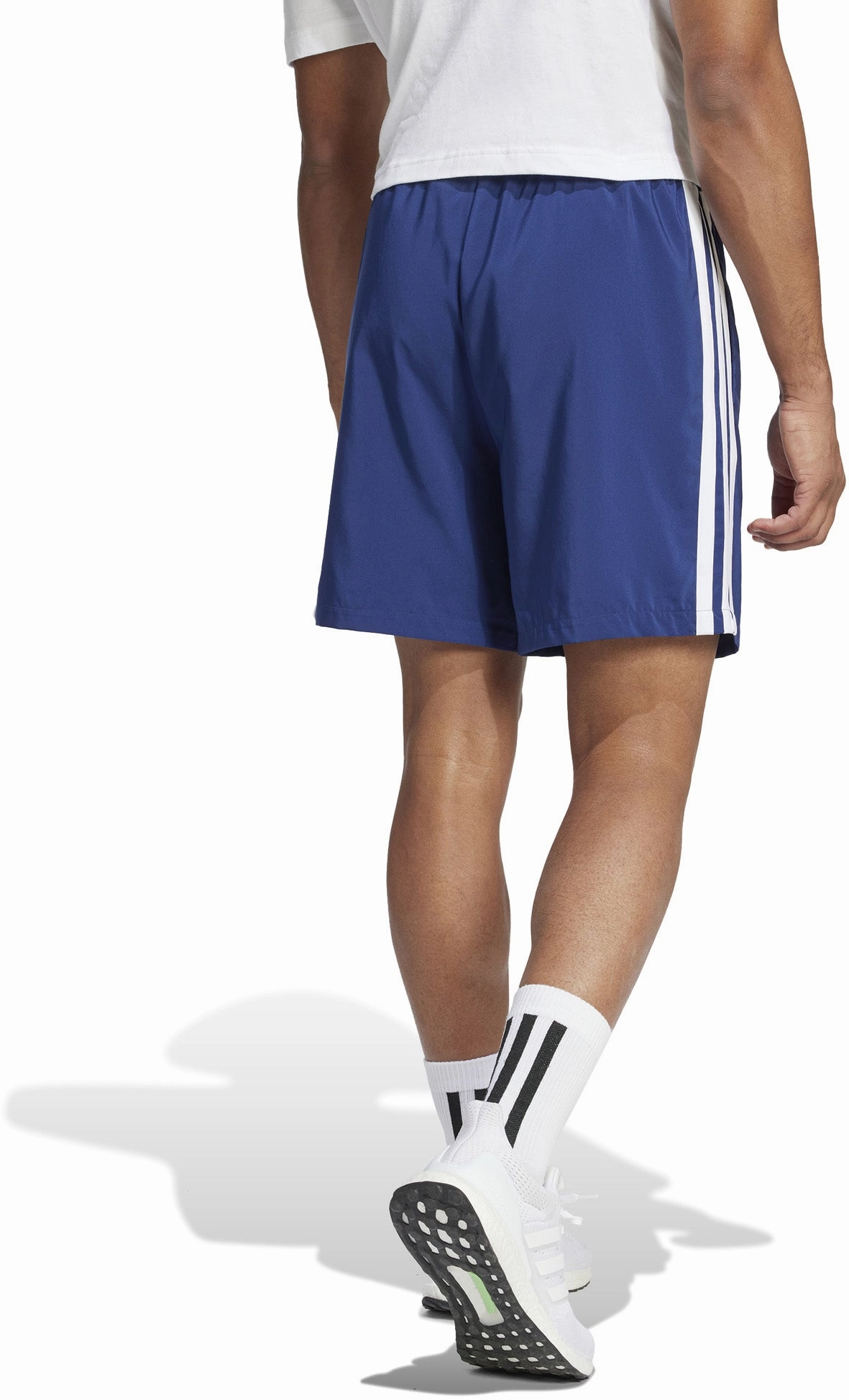 Men's Essential 3-Stripes Chelsea Shorts Style driven