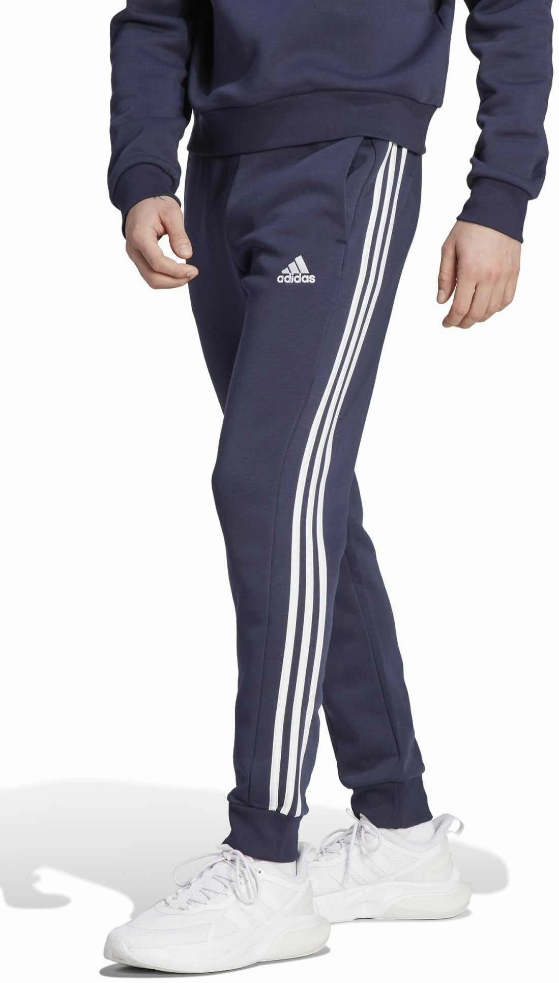 Men's Essentials Fleece 3-Stripes Tapered Cuff Joggers Fashionable wearables