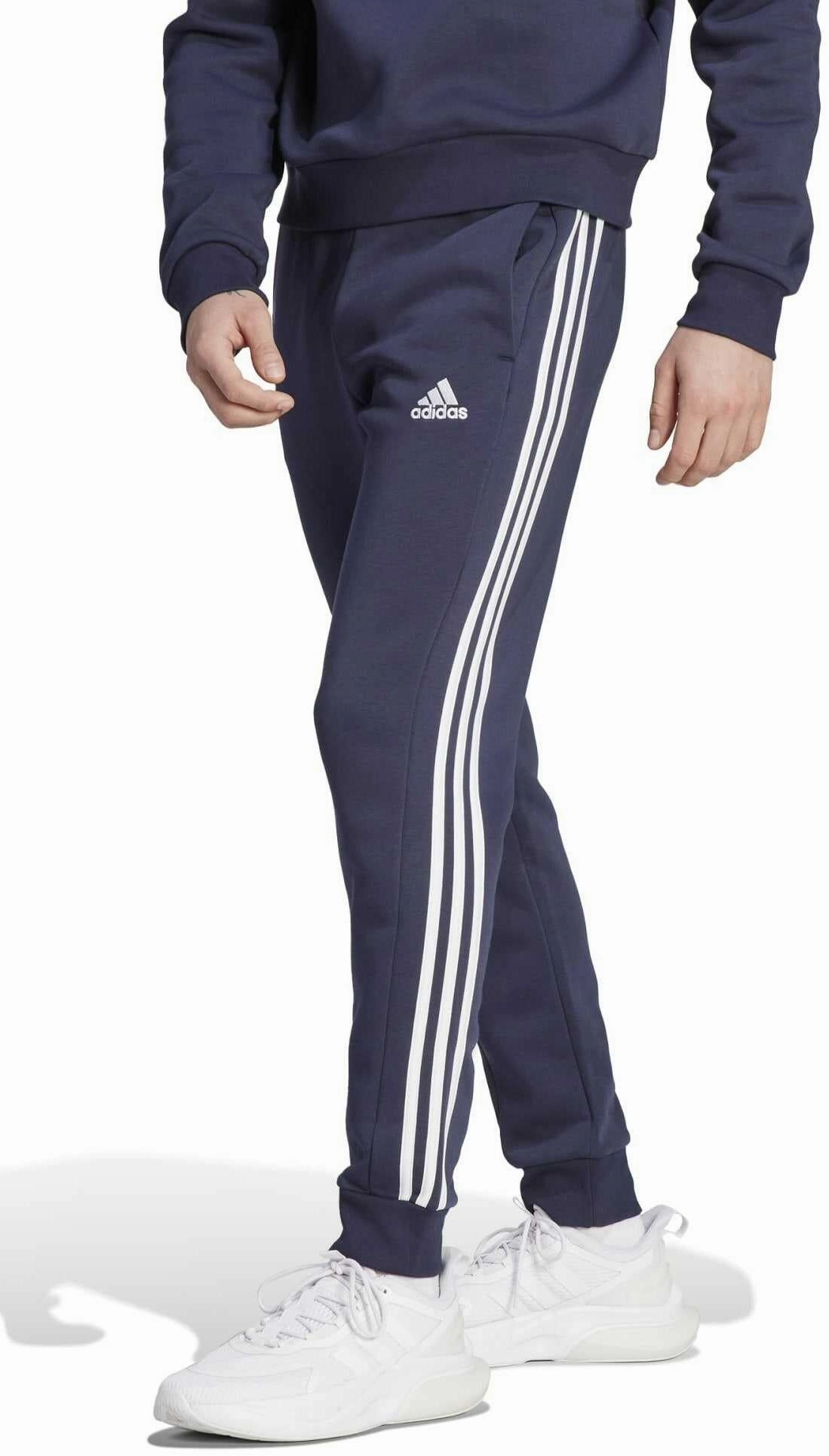 Men's Essentials Fleece 3-Stripes Tapered Cuff Joggers Fashionable wearables