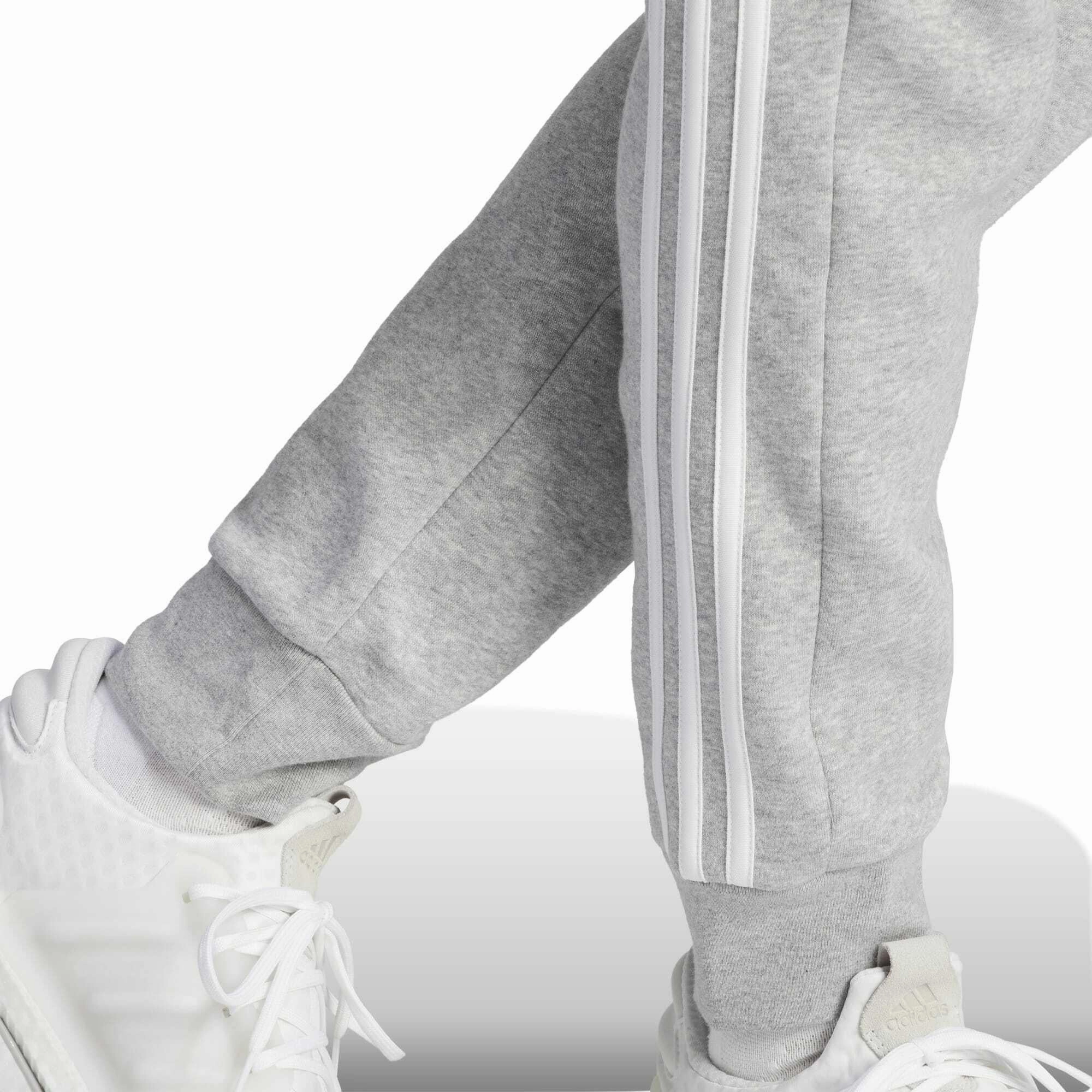 Men's Essentials Fleece 3-Stripes Tapered Cuff Joggers Stylish design