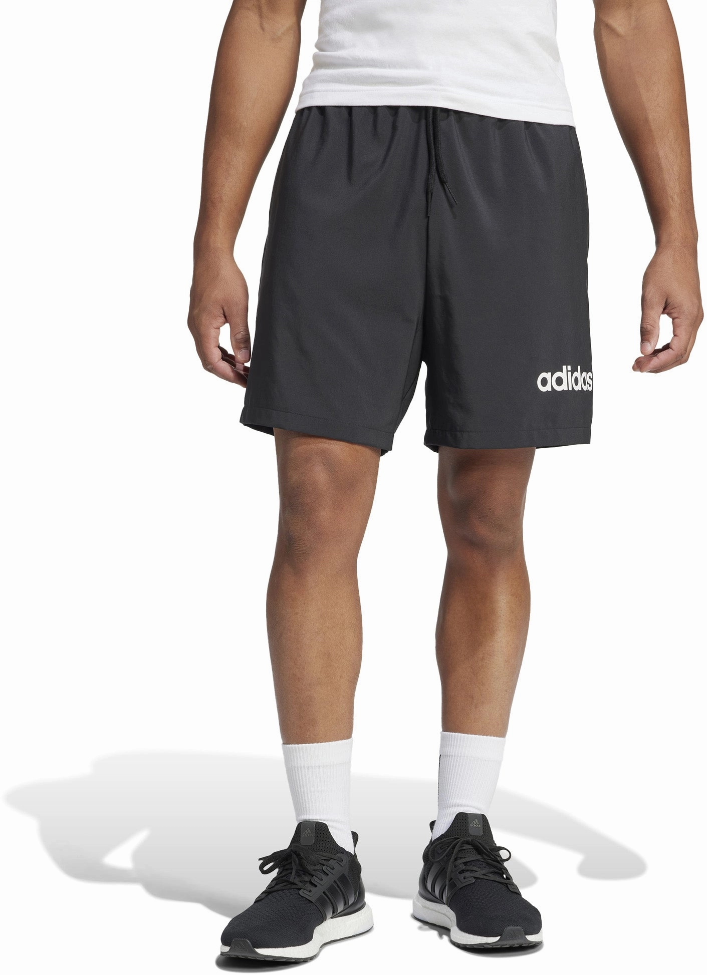 Men's Essentials Linear Logo Shorts Quality wear