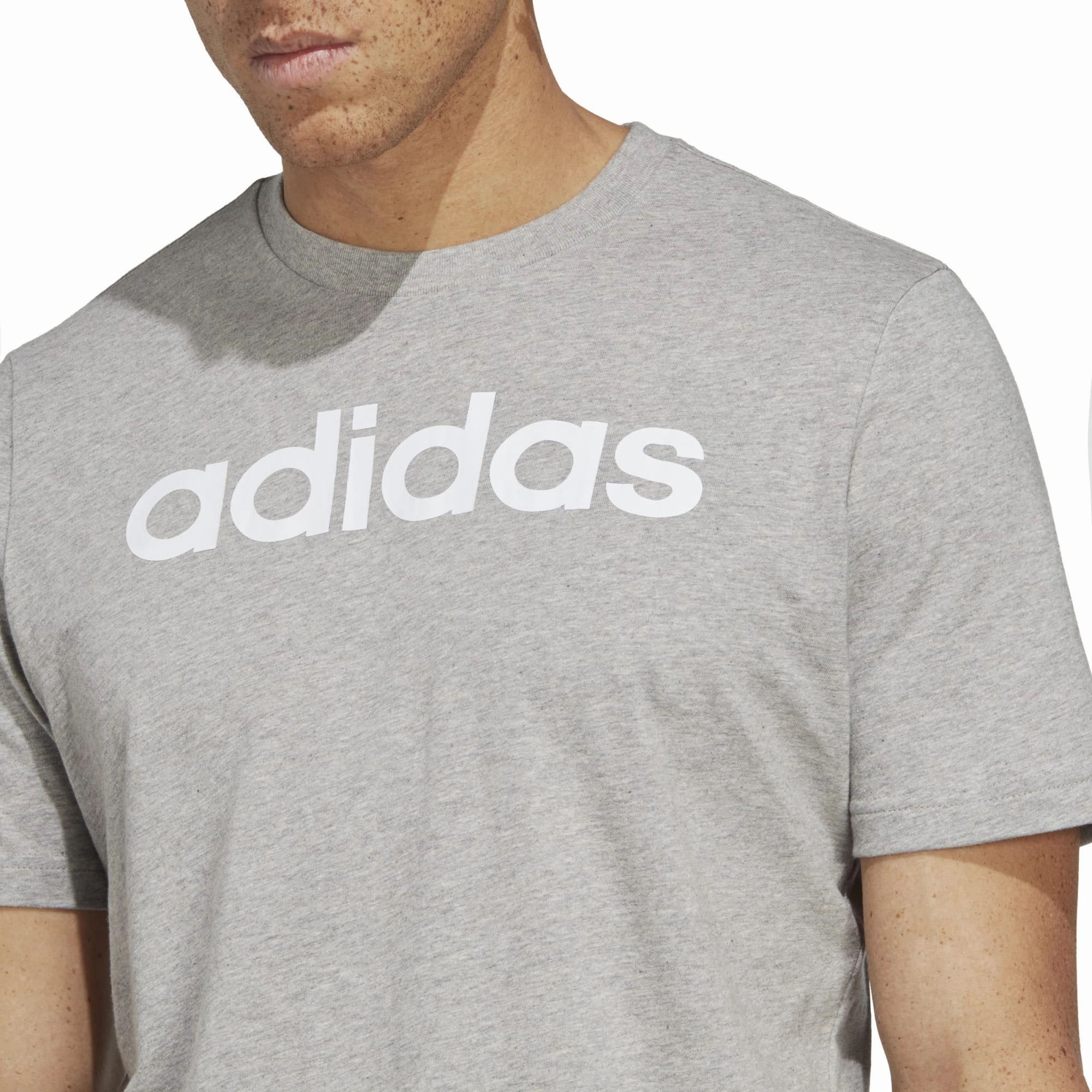 Men's Essentials Single Jersey Linear Embroidered Logo T-Shirt Chic