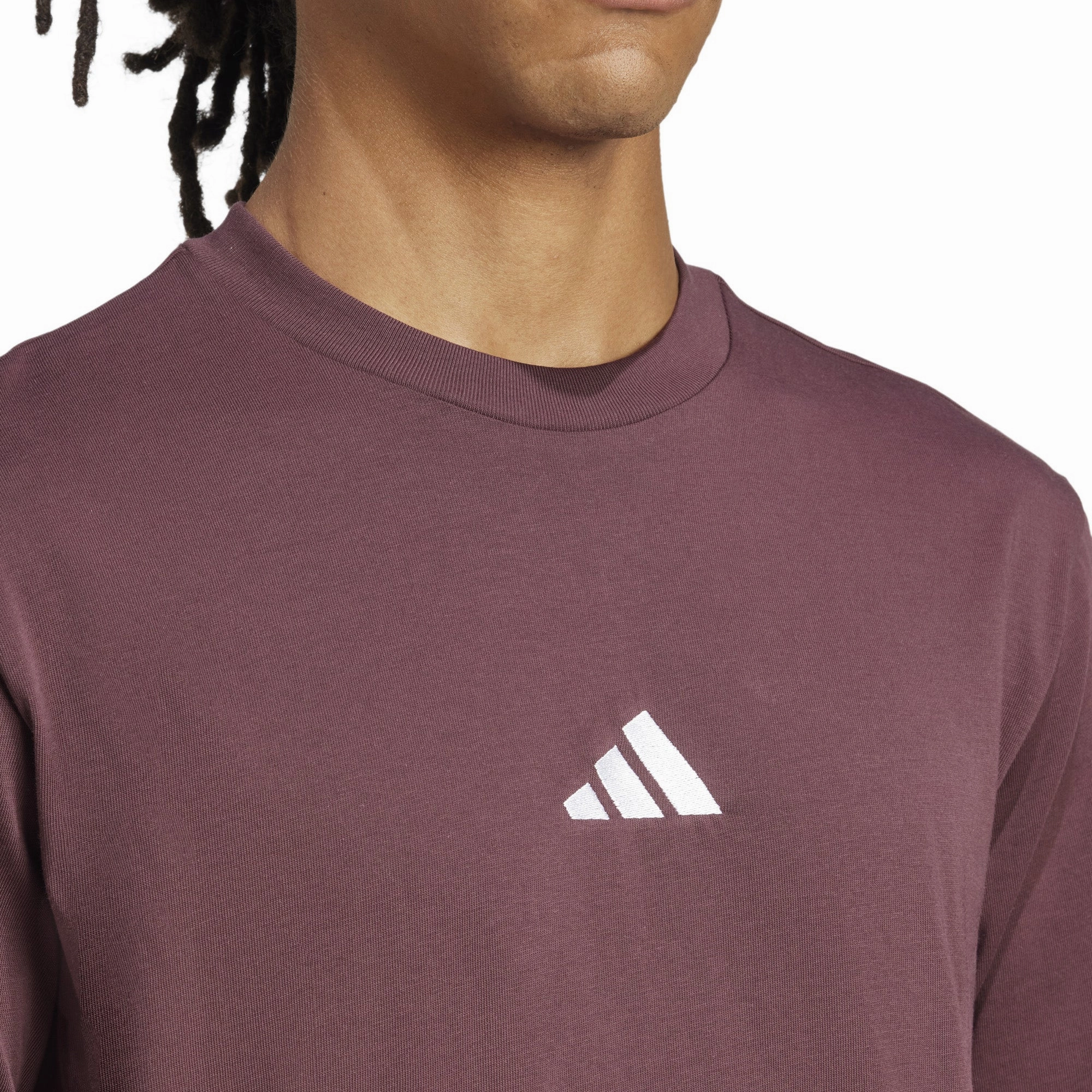 Men's Essentials Small Logo Single Jersey T-Shirt Fashion-forward