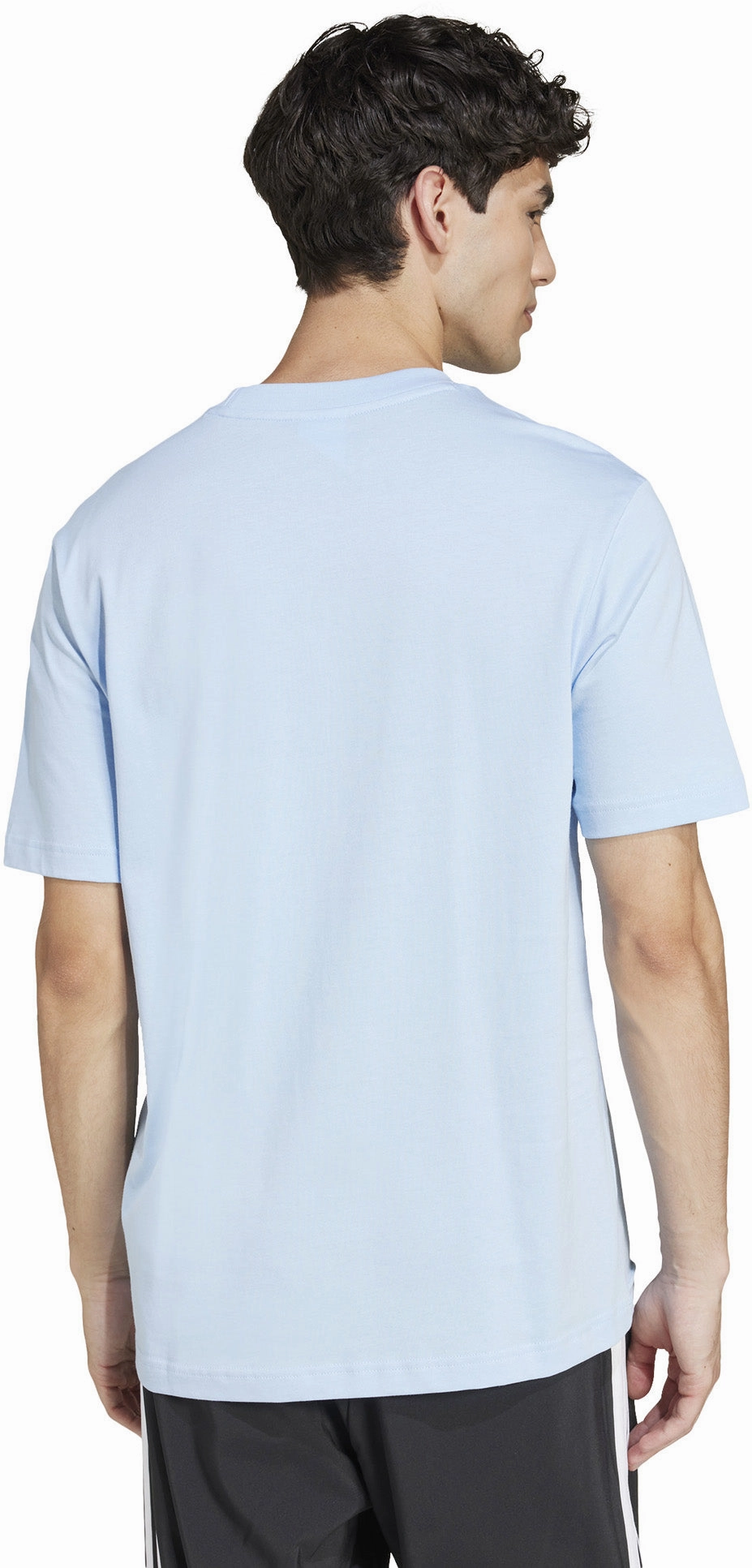 Men's Essentials Small Logo Single Jersey T-Shirt Modern silhouettes