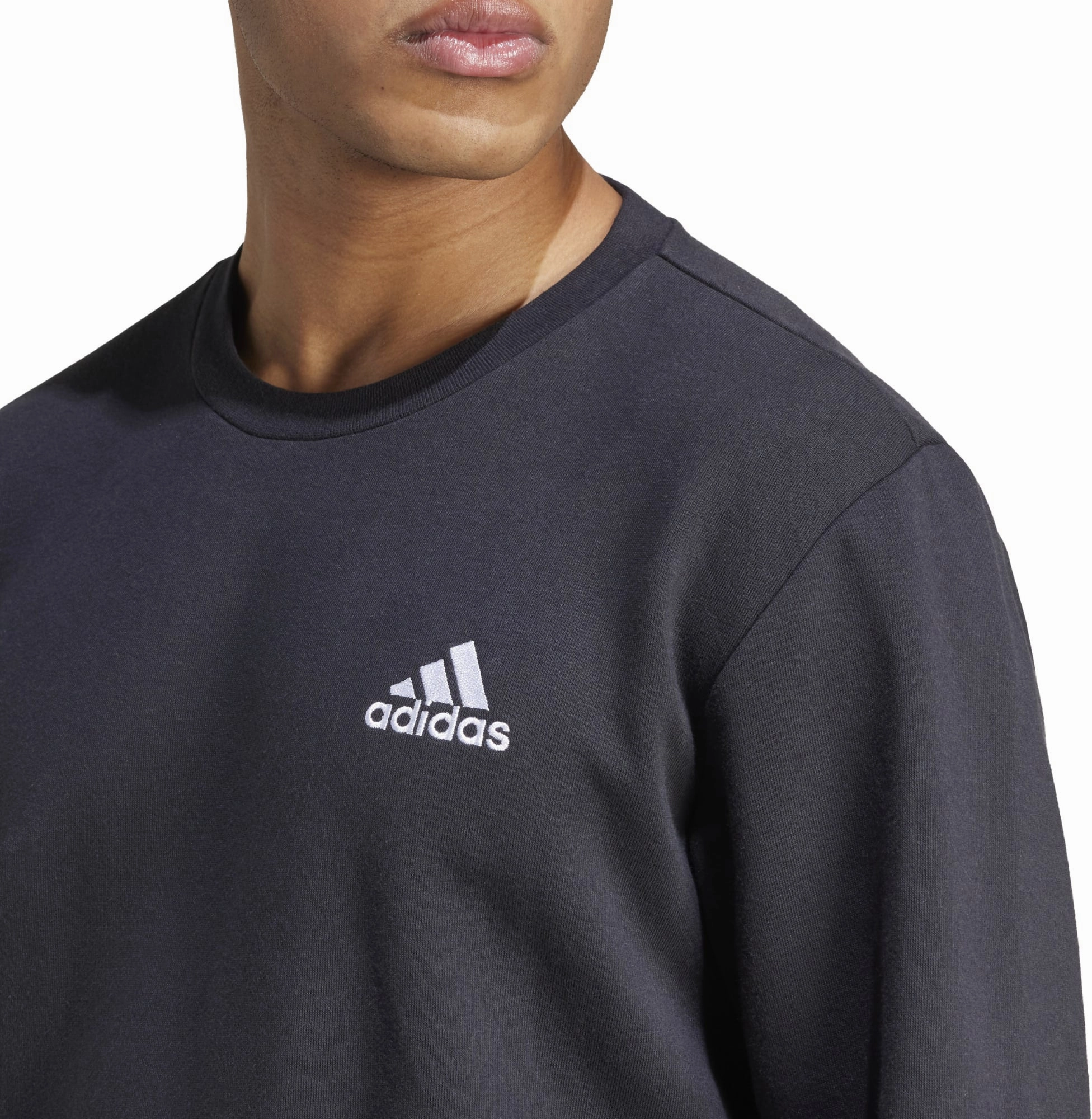 Men's Feelcozy Essential Fleece Sweatshirt Polished