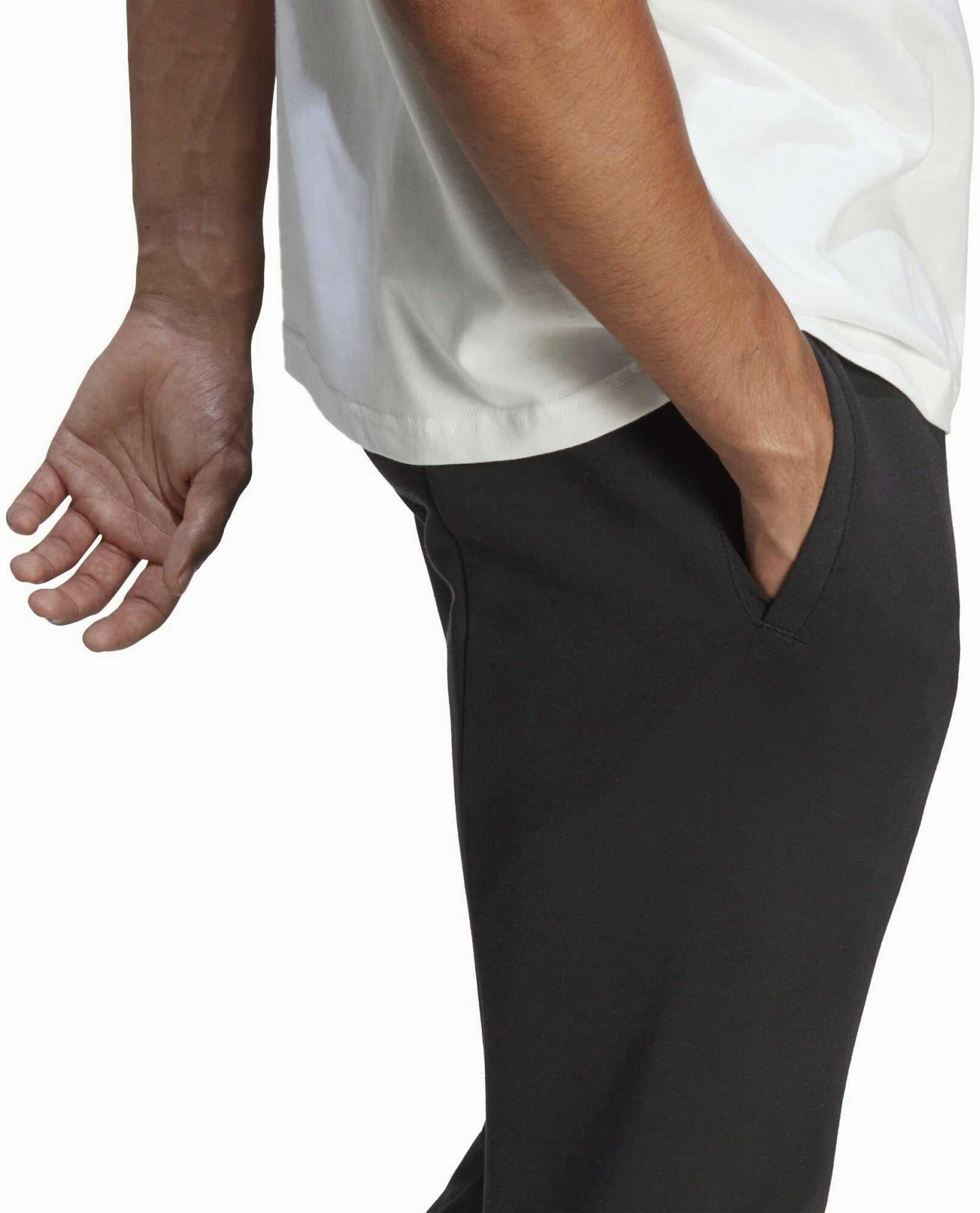 Men's Future Icons Badge of Sport Pants Athletic