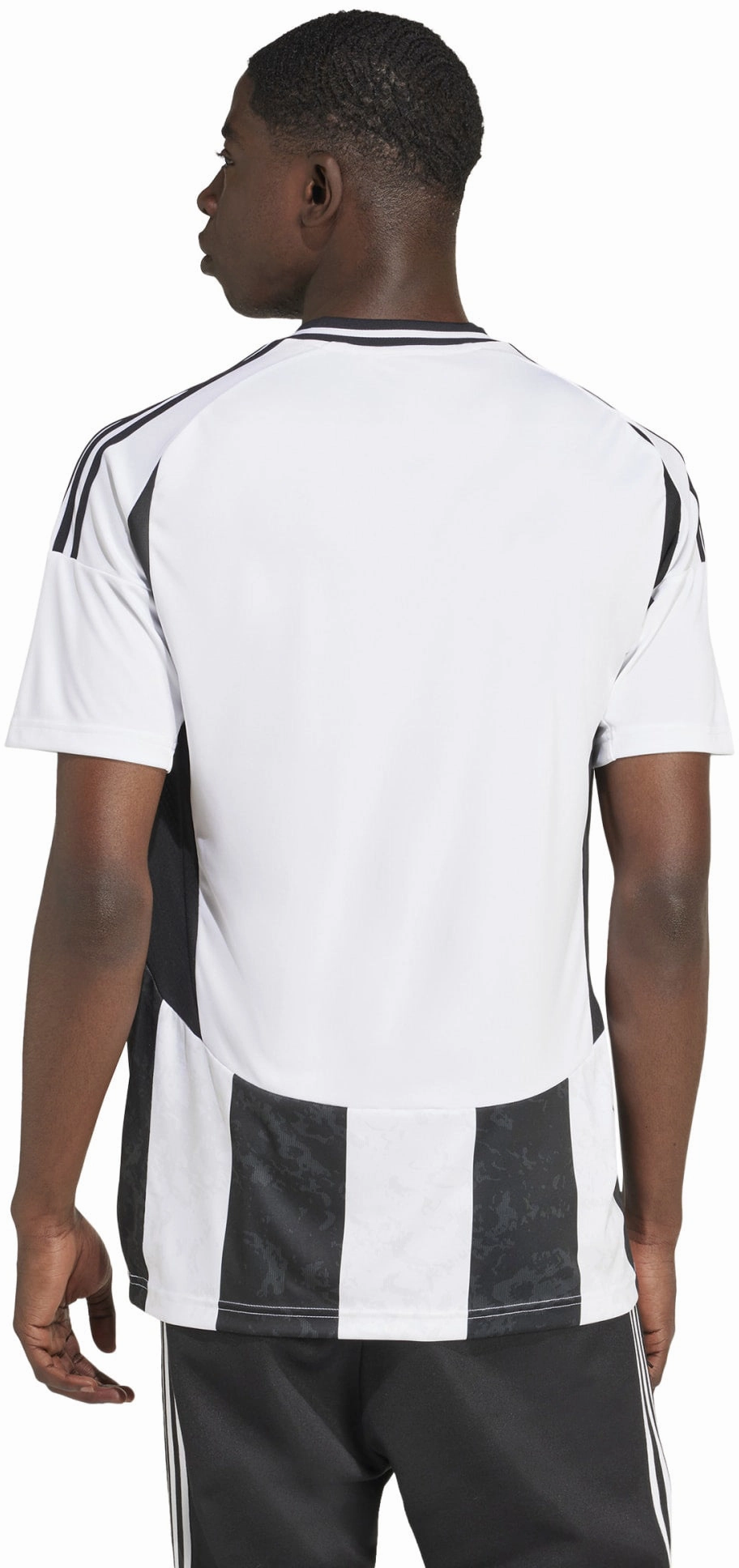 Men's Juventus 2024/25 Home Soccer Jersey Fashion statement
