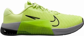 Metcon 9 Men's Training Shoes Fashionable wearables Fashion statement
