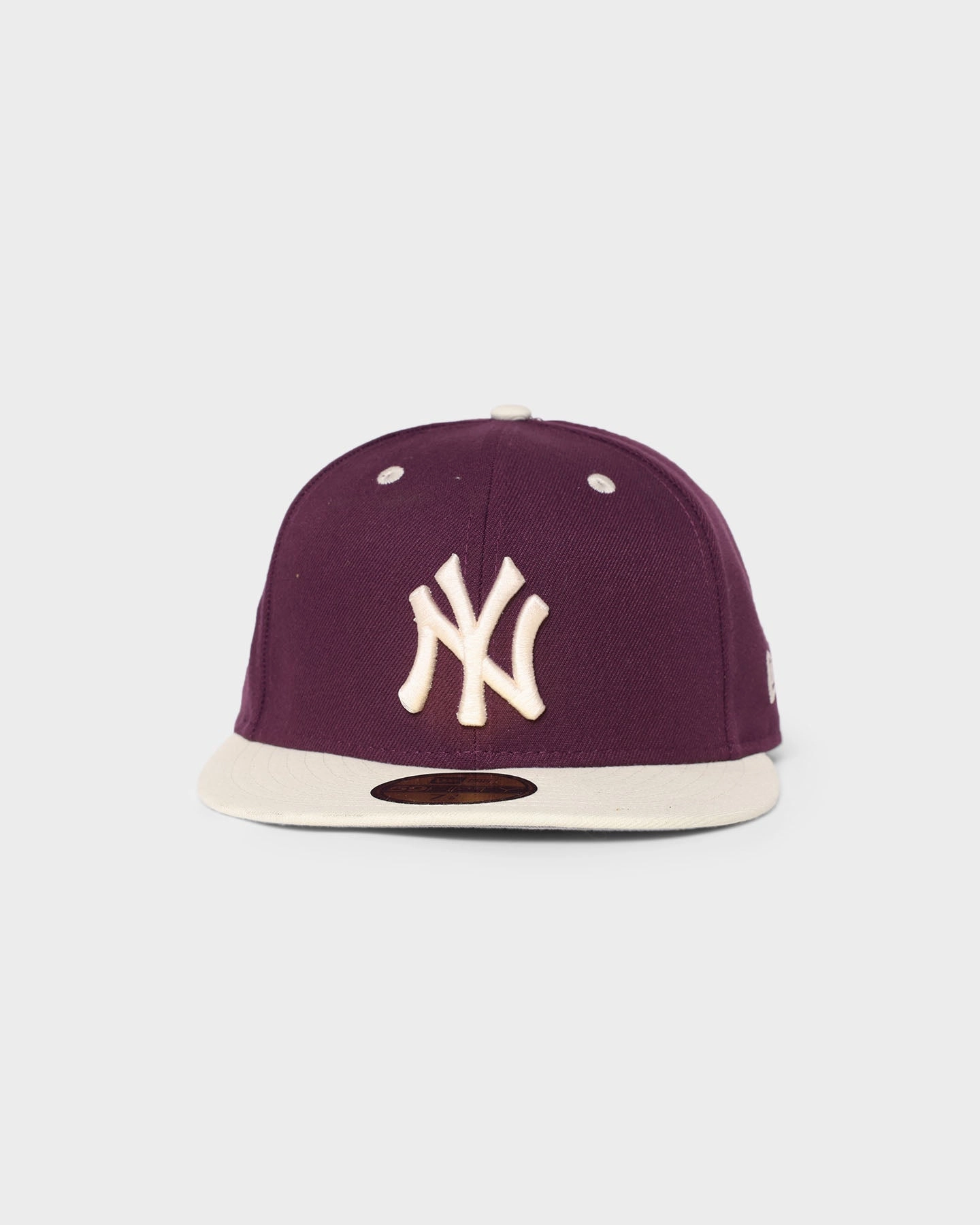 New Era New York Yankees 59FIFTY Fitted Plum/Chrome White