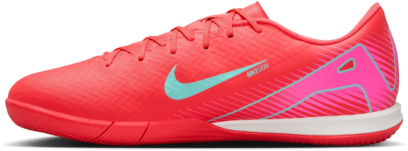 Nike Mercurial Vapor 16 Academy IC Low Top Soccer Shoes Perfect fit